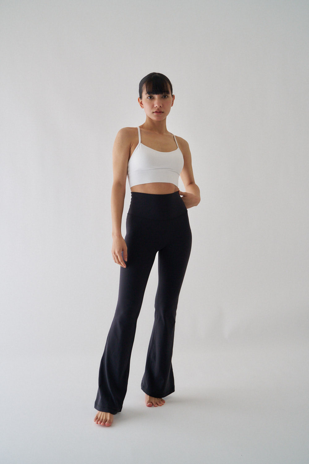 ZEN ESSENTIAL シグニチャー レギンスフレアパンツ