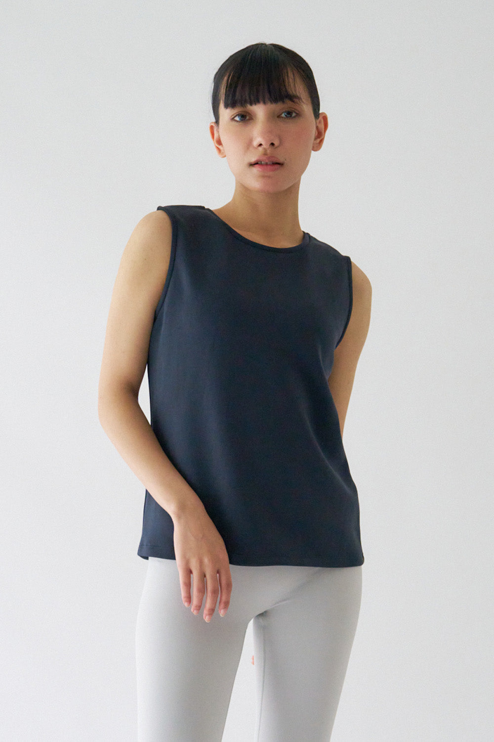 ZEN SEAMLESS スタンダートノースリーブシャツ