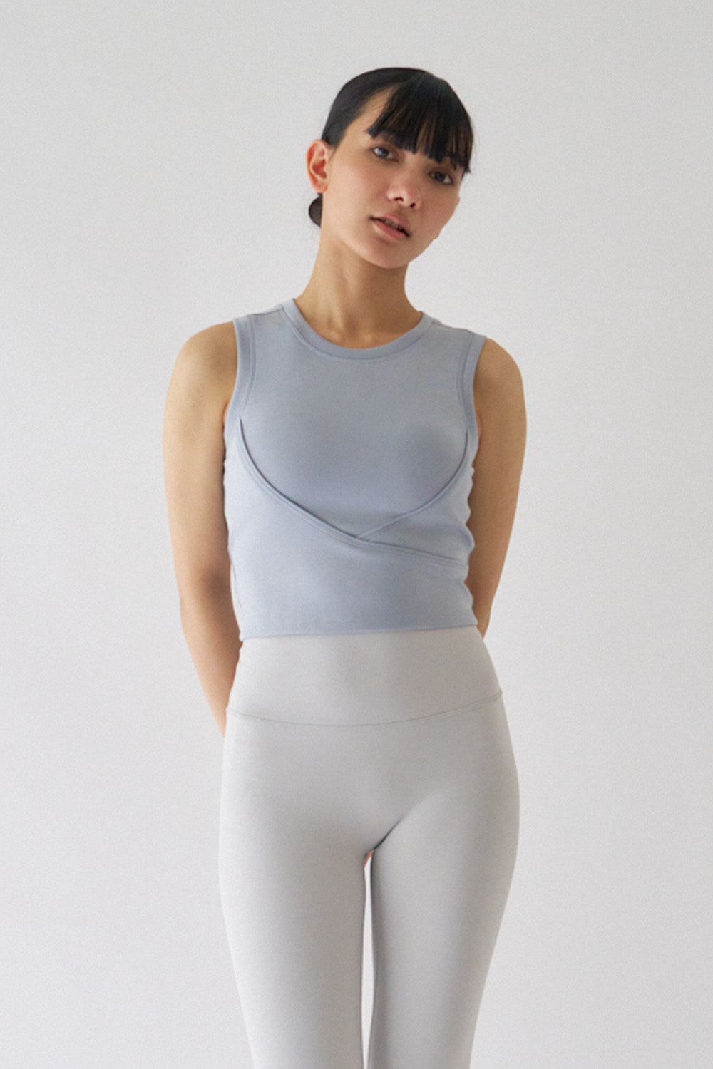 ZEN SEAMLESS クロスラインブラトップ
