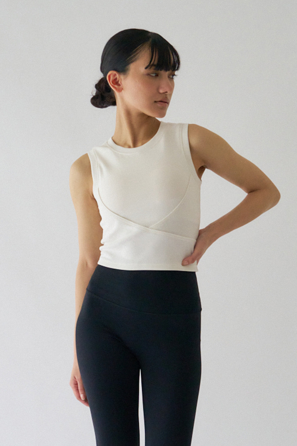 ZEN SEAMLESS クロスラインブラトップ