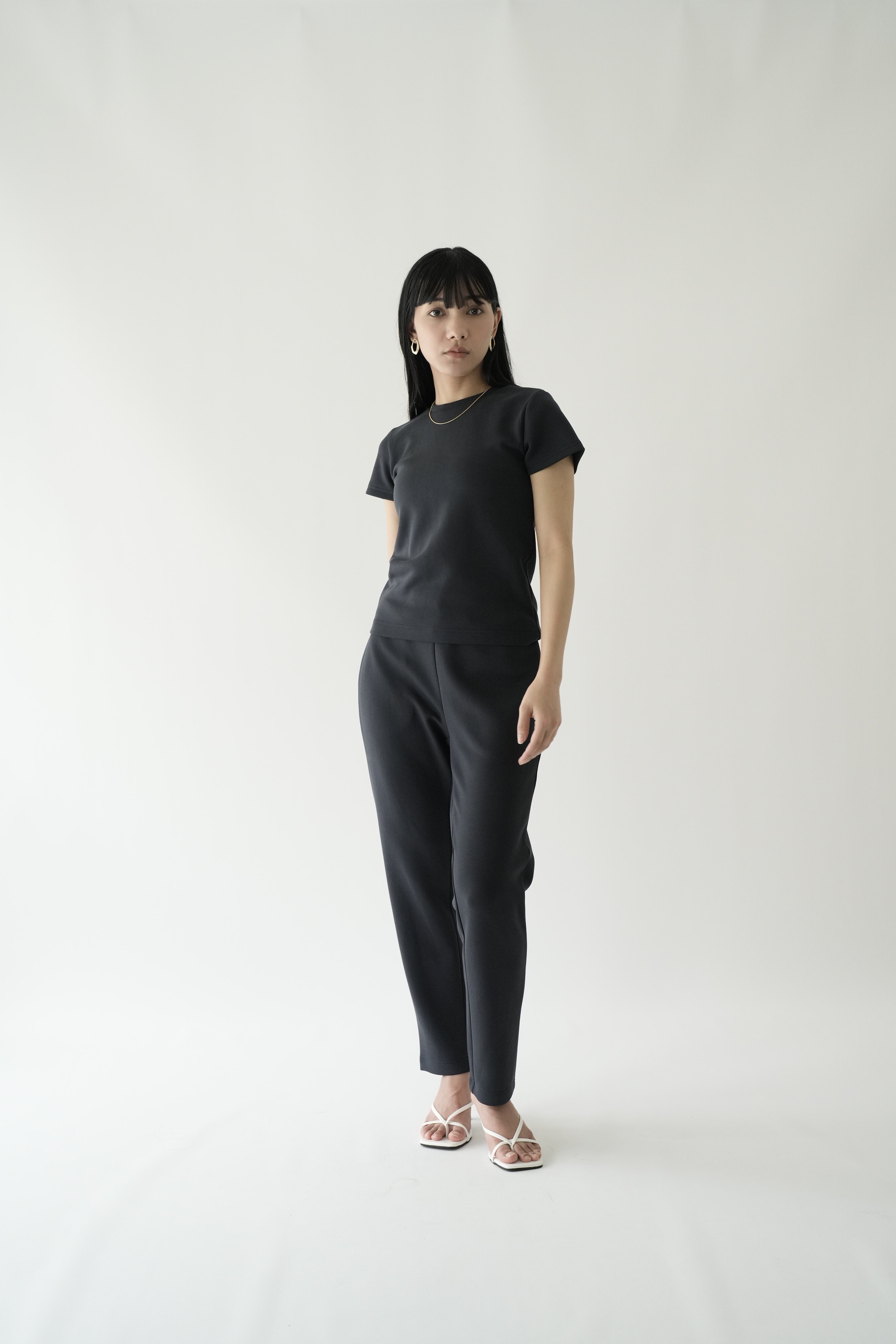 ZEN SEAMLESS フィットTシャツ