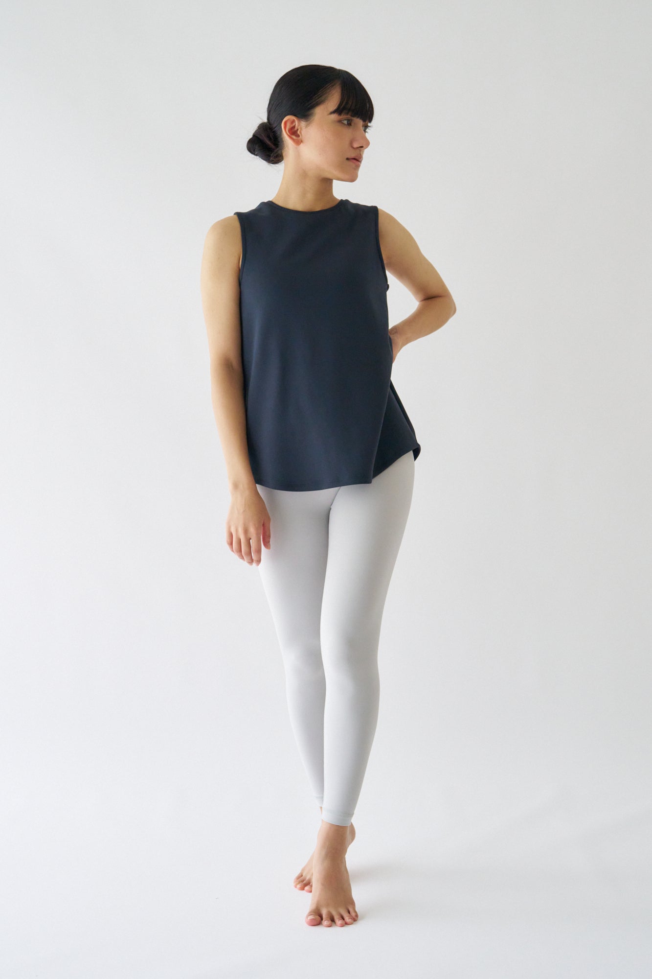 ZEN SEAMLESS バックカバータンクトップ
