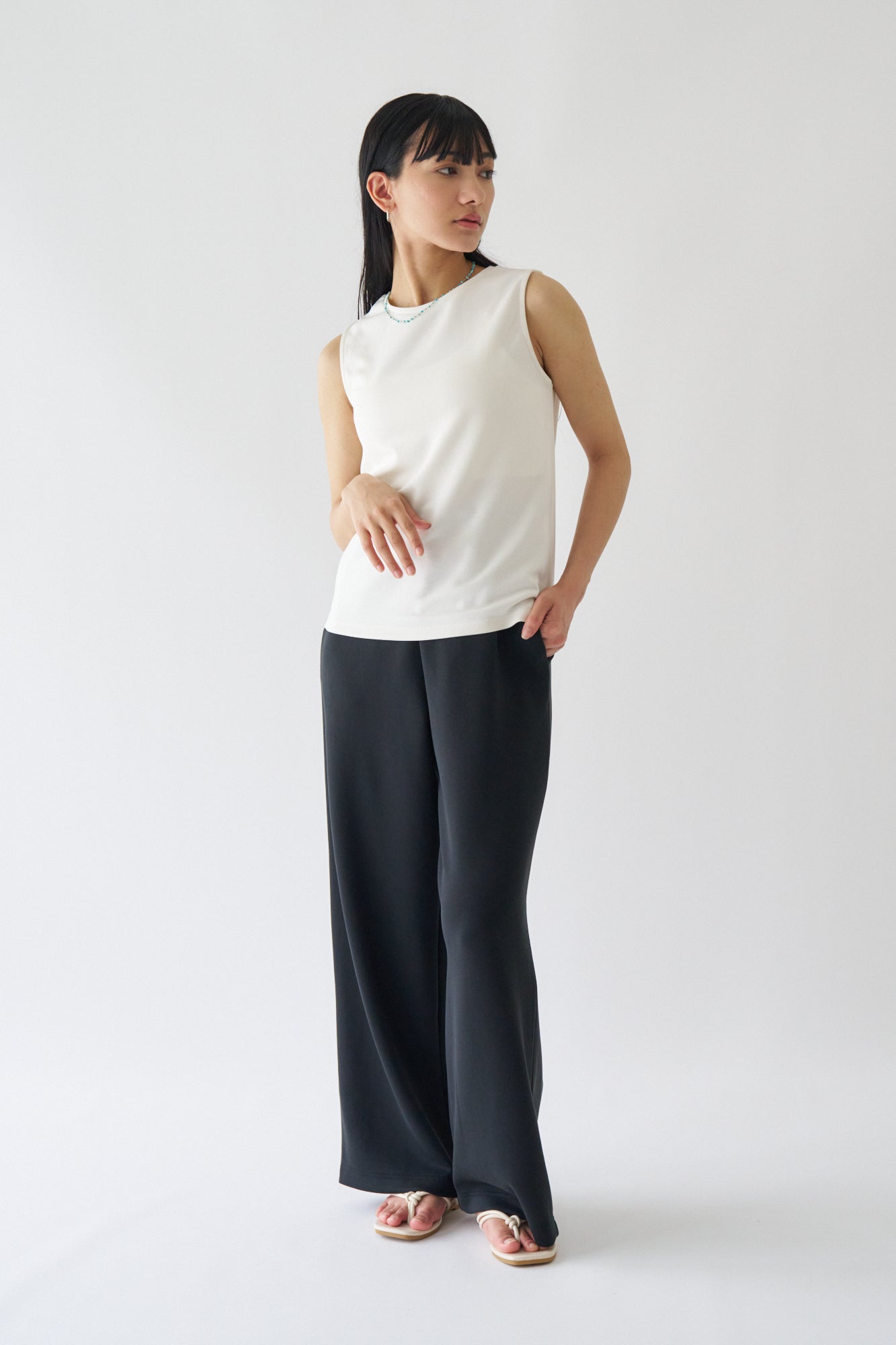 ZEN SEAMLESS スタンダートノースリーブシャツ