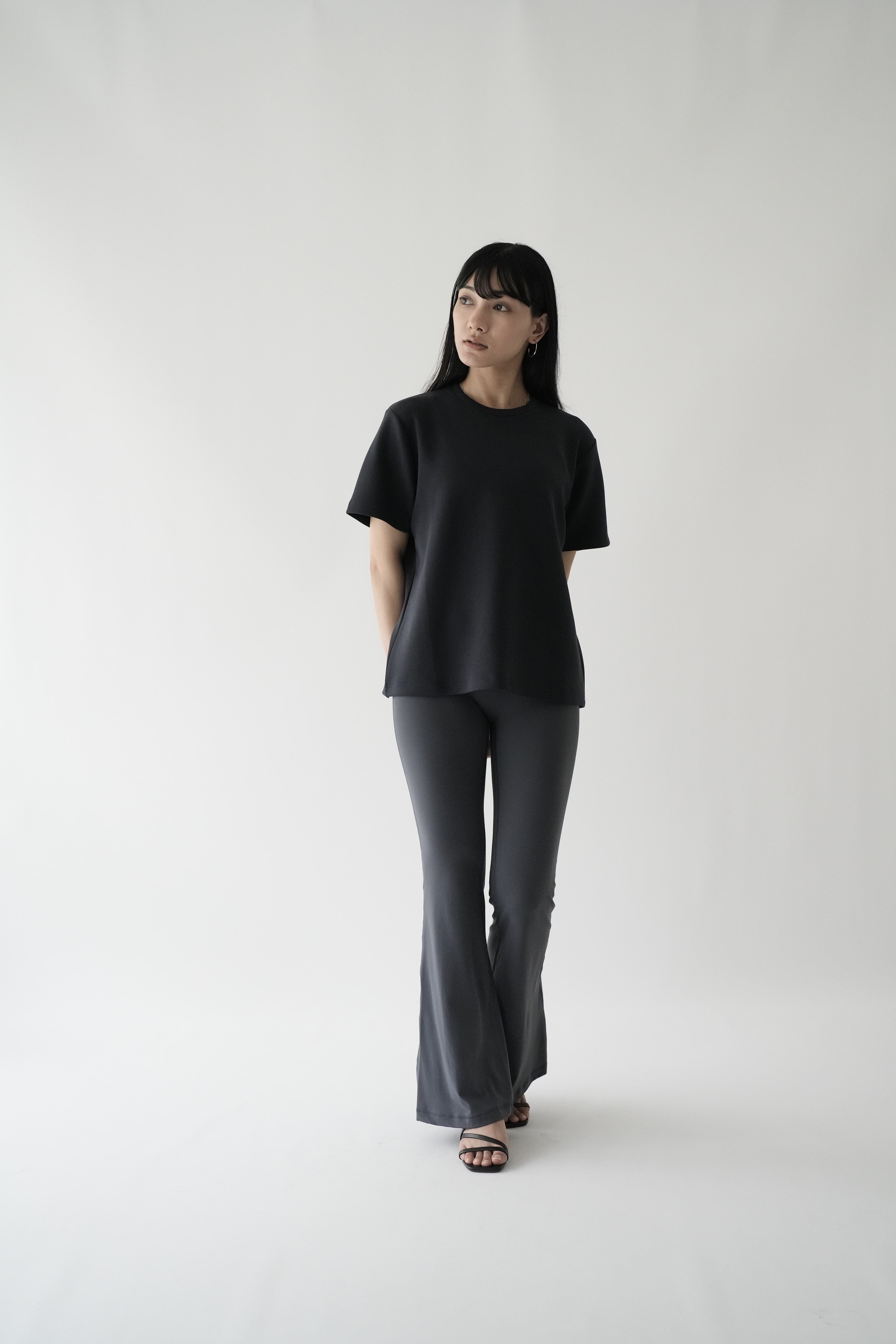 ZEN SEAMLESS リラックスTシャツ