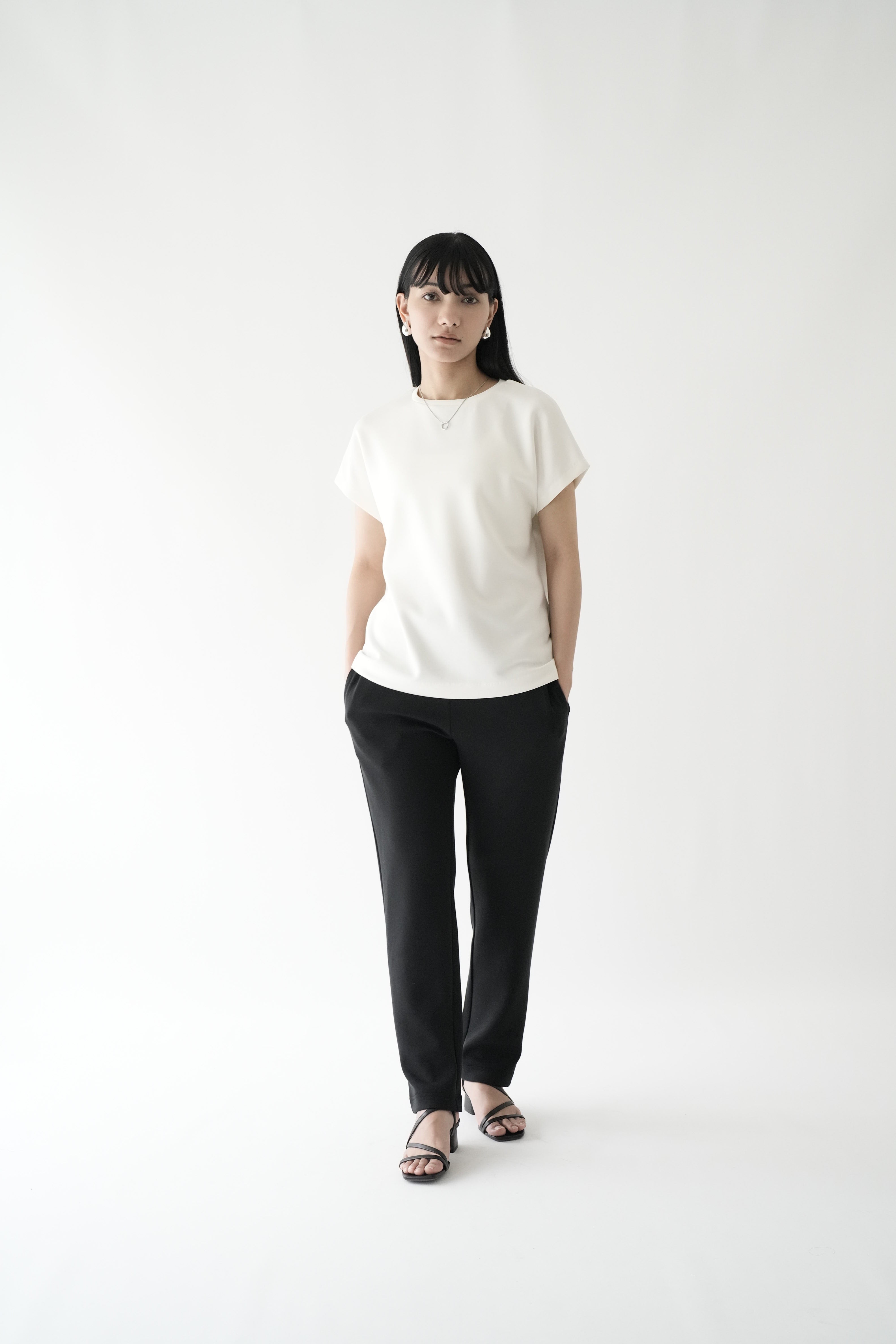ZEN SEAMLESS テーパードパンツ