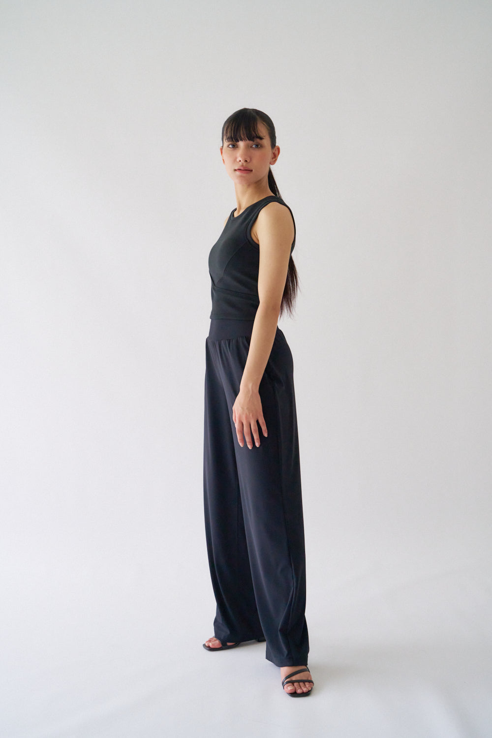 ZEN ESSENTIAL シグニチャー レギンスワイドパンツ