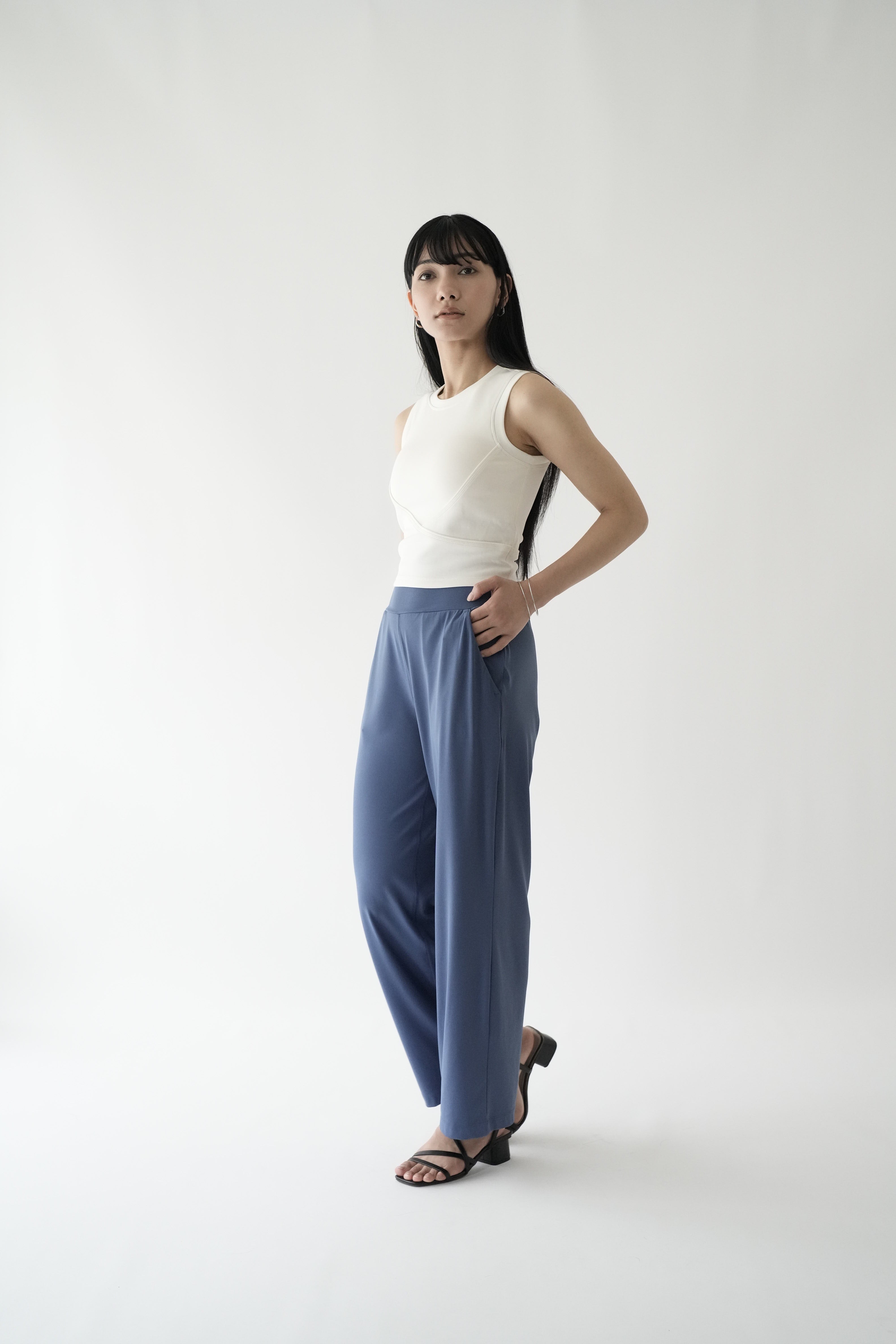 ZEN ESSENTIAL シグニチャー レギンスワイドパンツ