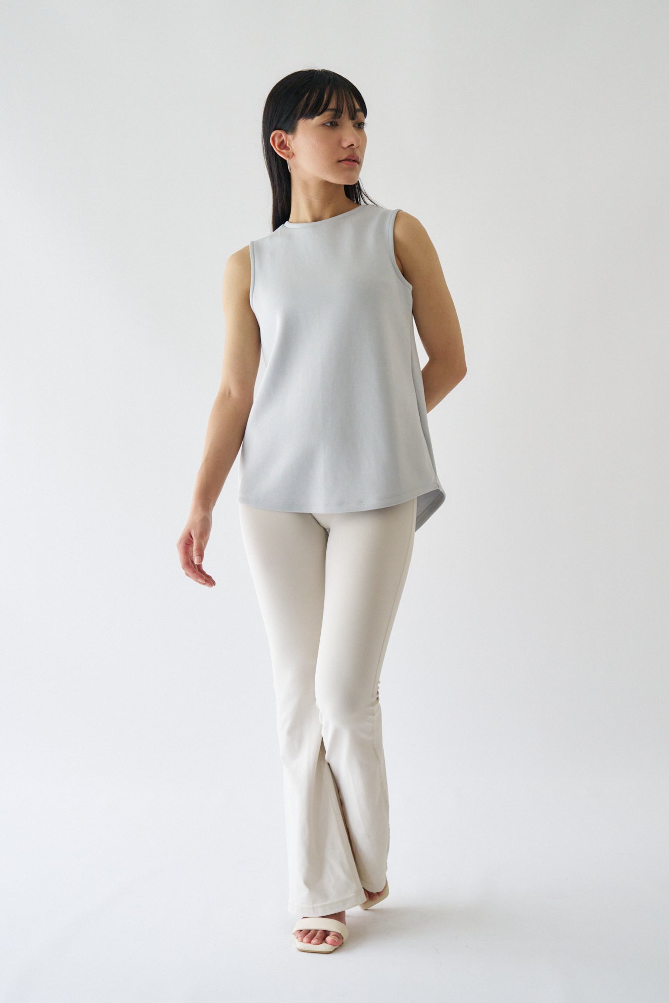 ZEN SEAMLESS バックカバータンクトップ