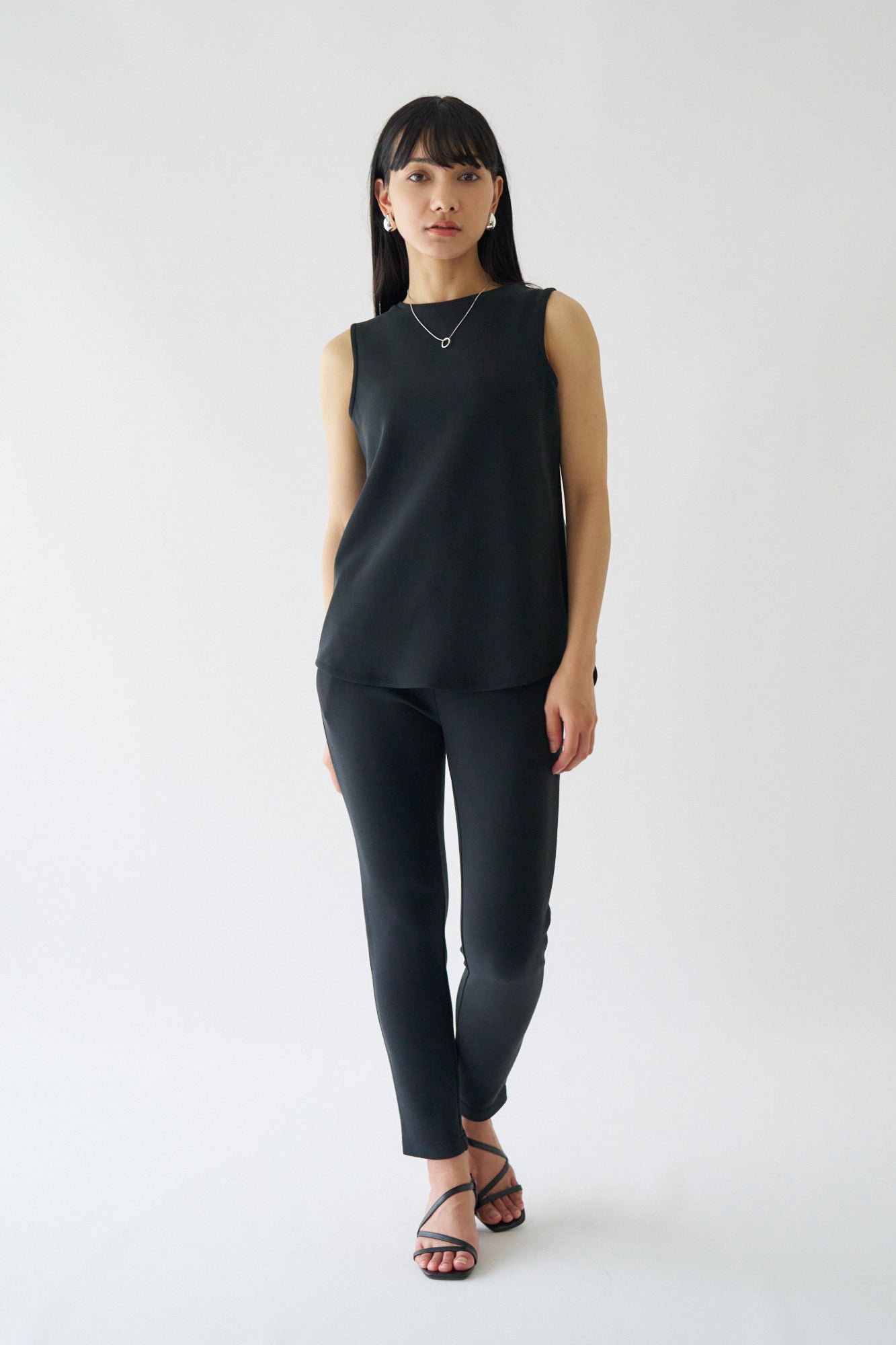 ZEN SEAMLESS バックカバータンクトップ