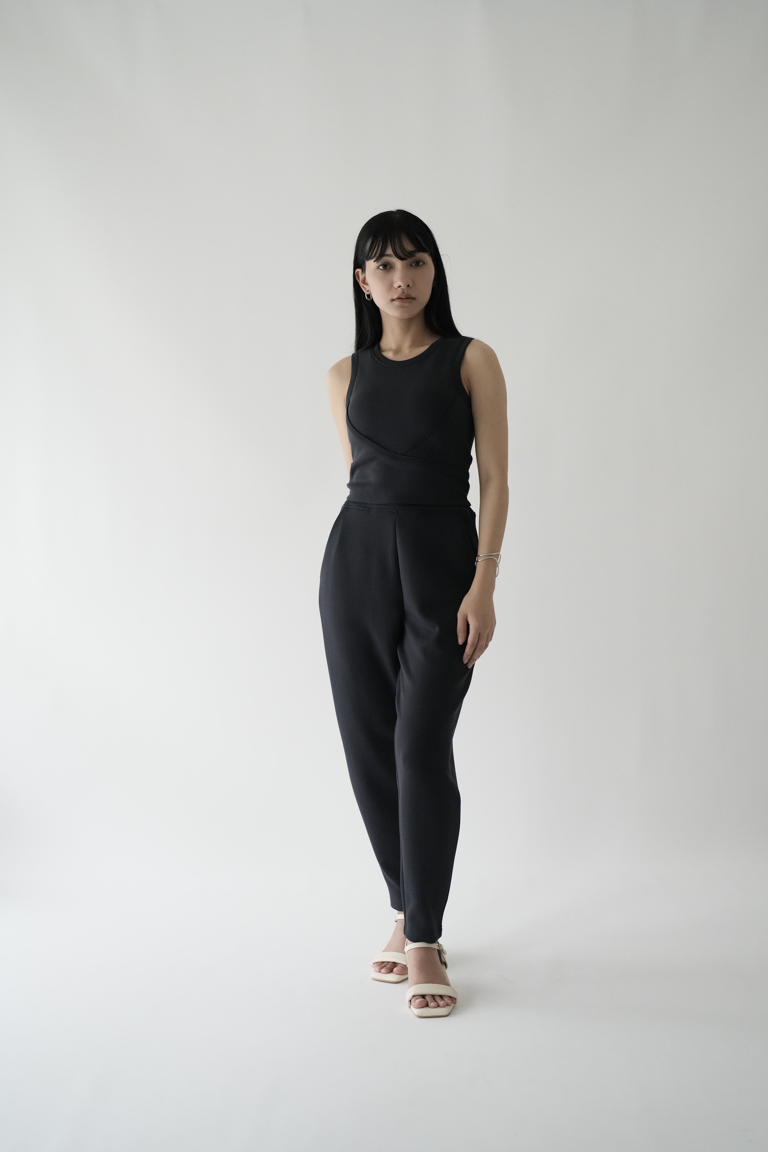 ZEN SEAMLESS クロスラインブラトップ