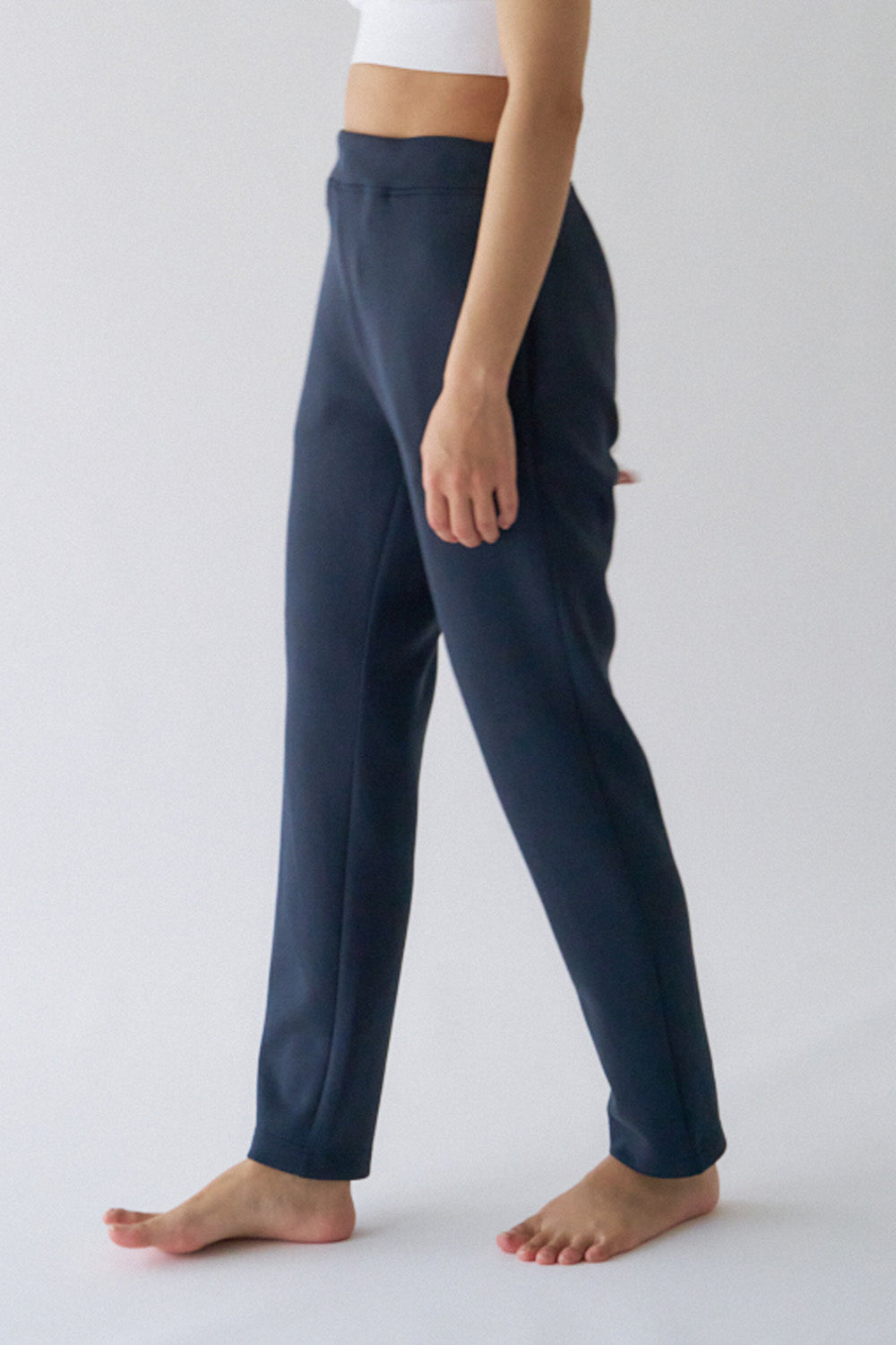 ZEN SEAMLESS テーパードパンツ