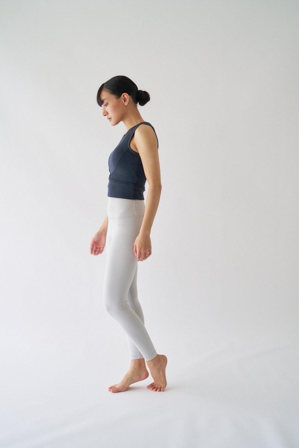 ZEN SEAMLESS クロスラインブラトップ