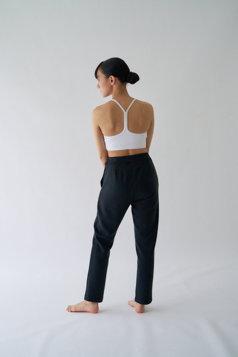ZEN SEAMLESS テーパードパンツ