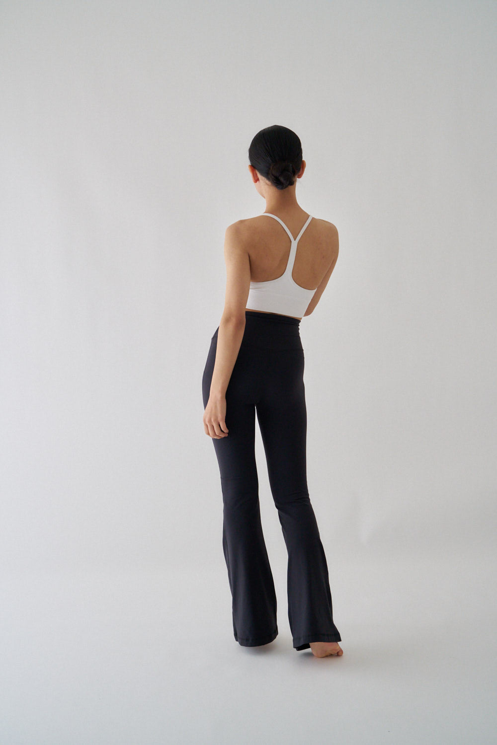 ZEN ESSENTIAL シグニチャー レギンスフレアパンツ