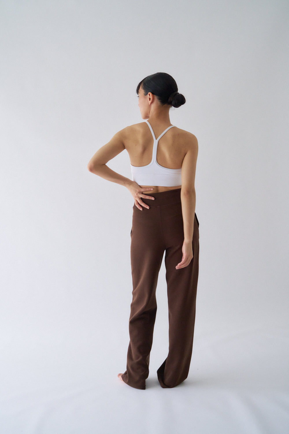 ZEN SEAMLESS コンフォートストレートパンツ