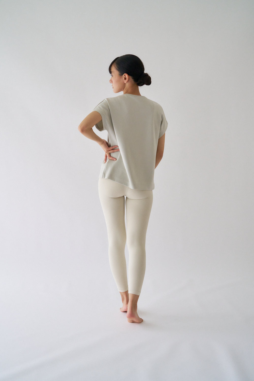 ZEN SEAMLESS フレンチスリーブTシャツ