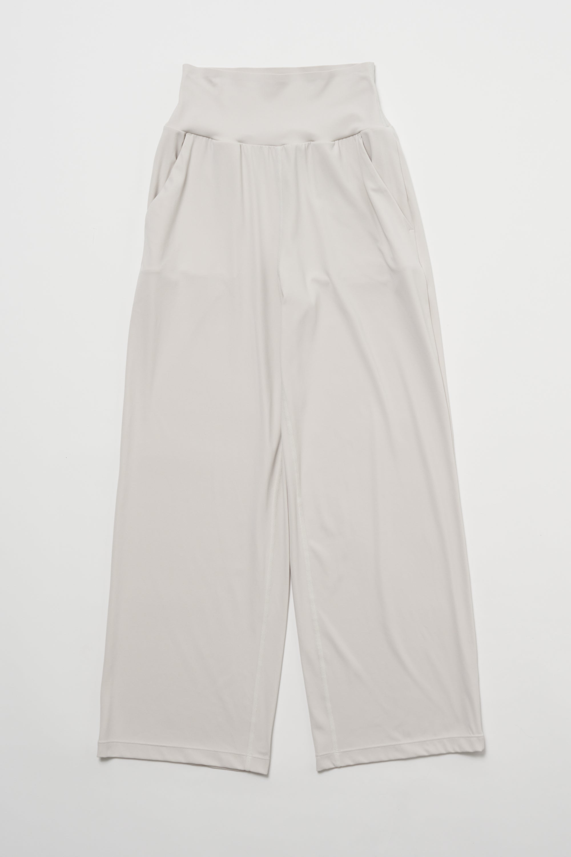 ZEN ESSENTIAL シグニチャー レギンスワイドパンツ
