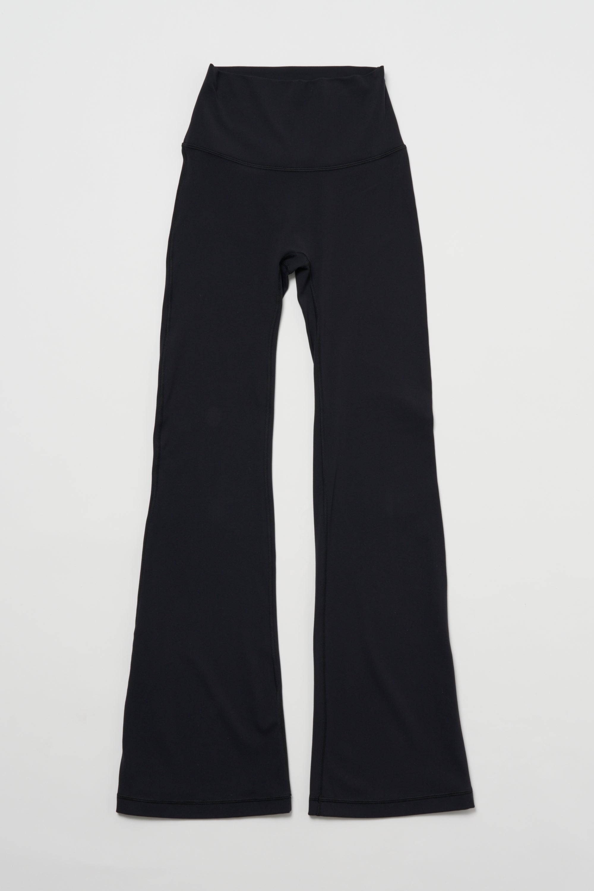 ZEN ESSENTIAL シグニチャー レギンスフレアパンツ