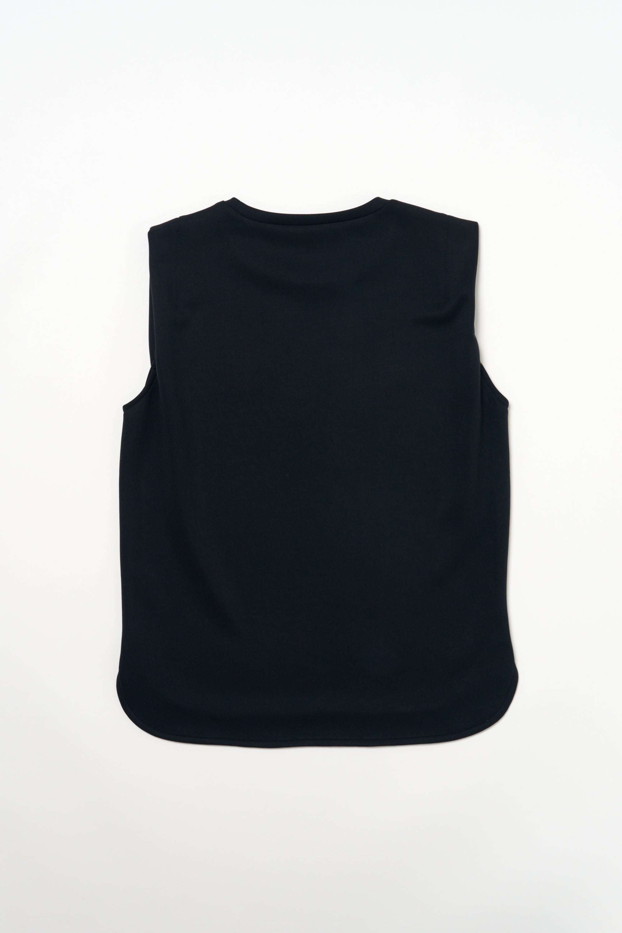 ZEN SEAMLESS タックノースリーブシャツ