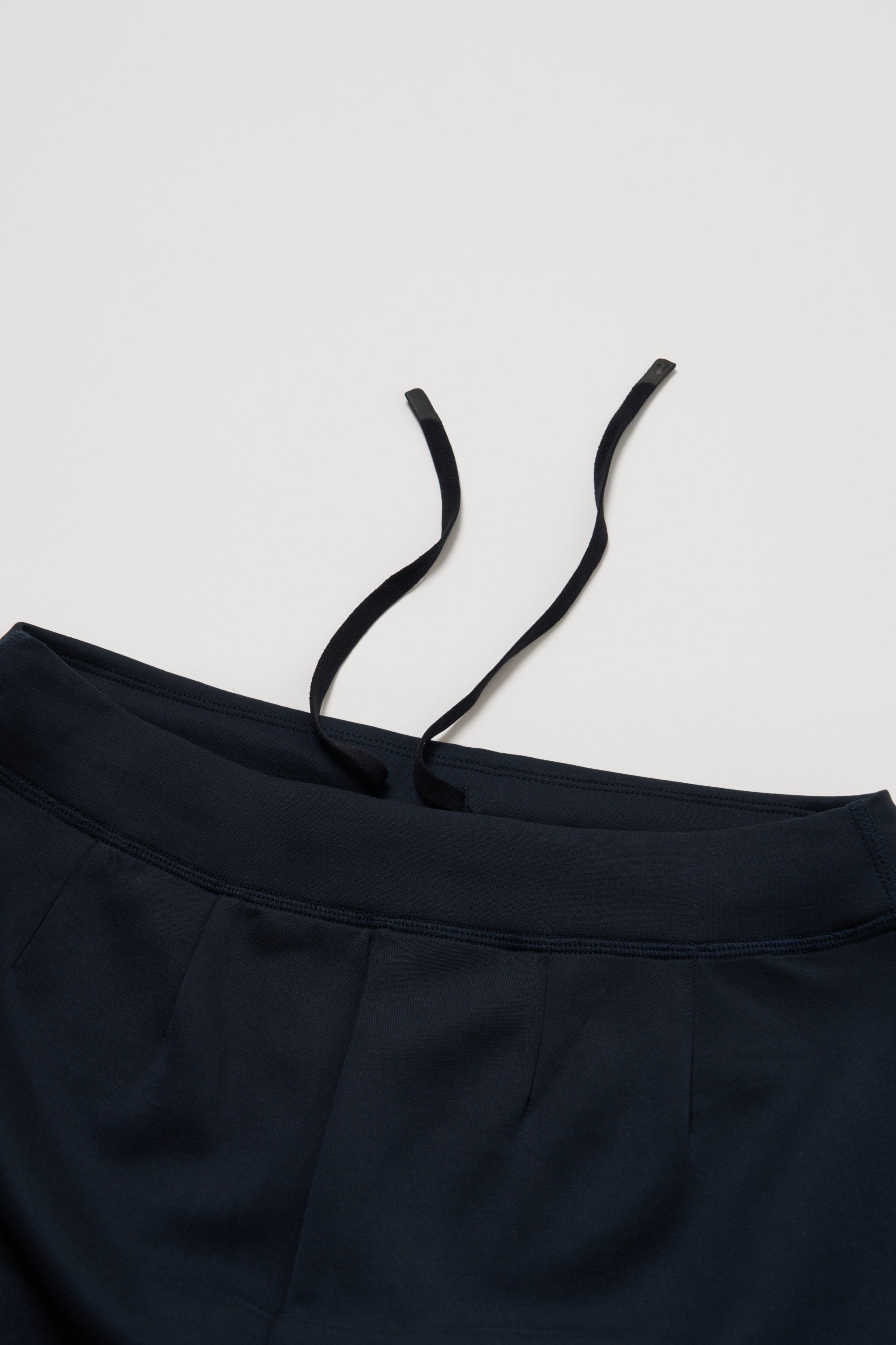 ZEN SEAMLESS テーパードパンツ