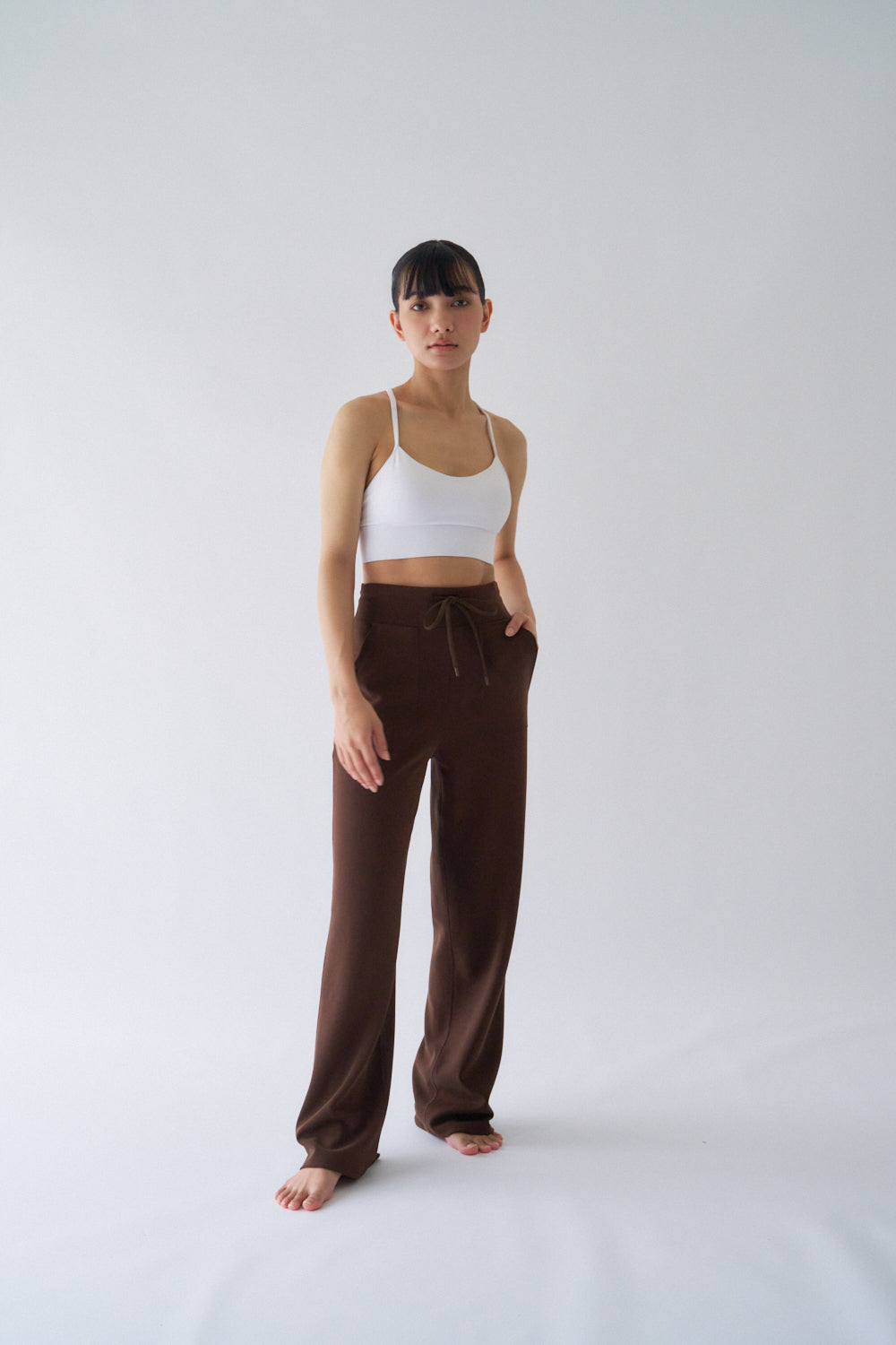 ZEN SEAMLESS コンフォートストレートパンツ