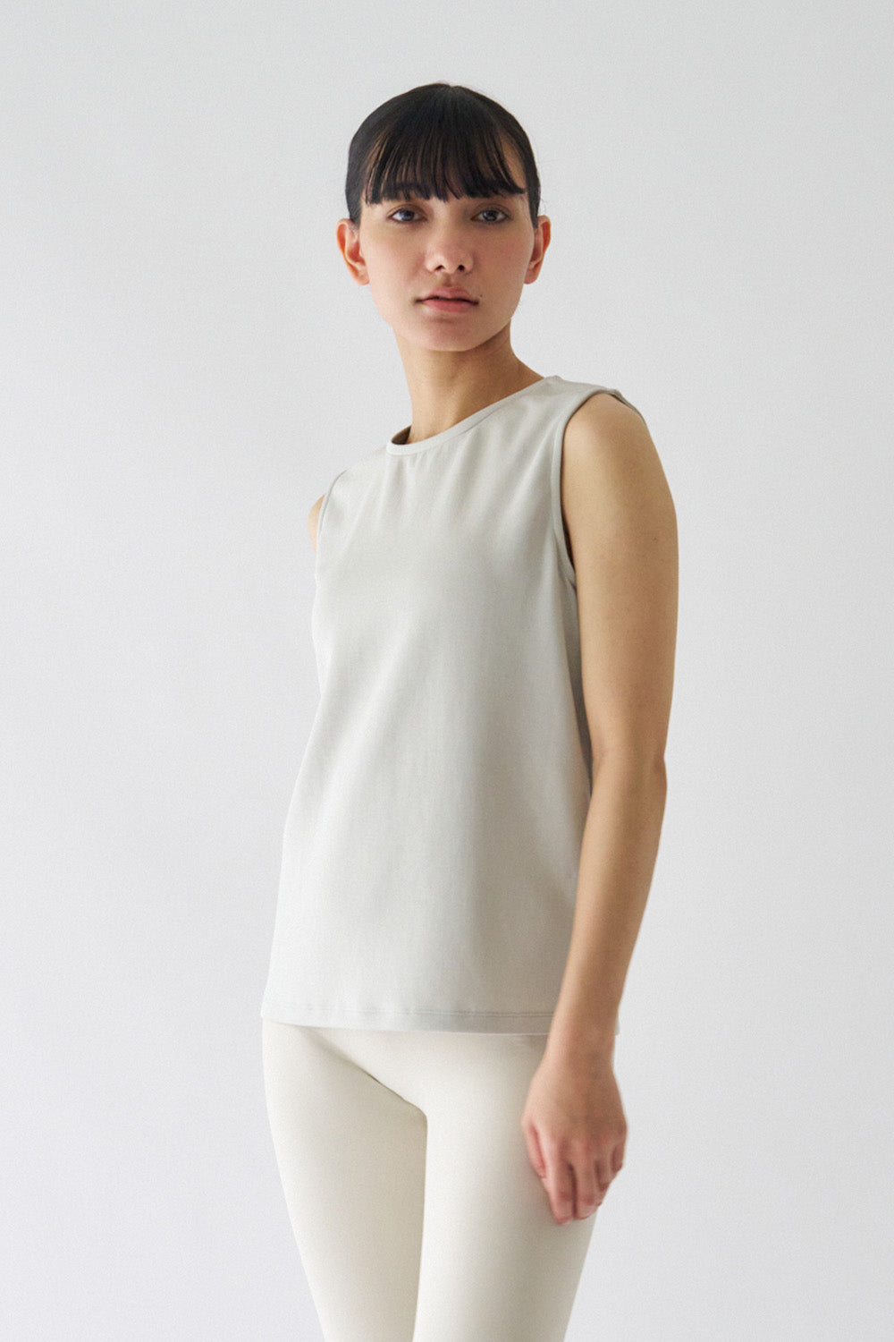 ZEN SEAMLESS スタンダートノースリーブシャツ