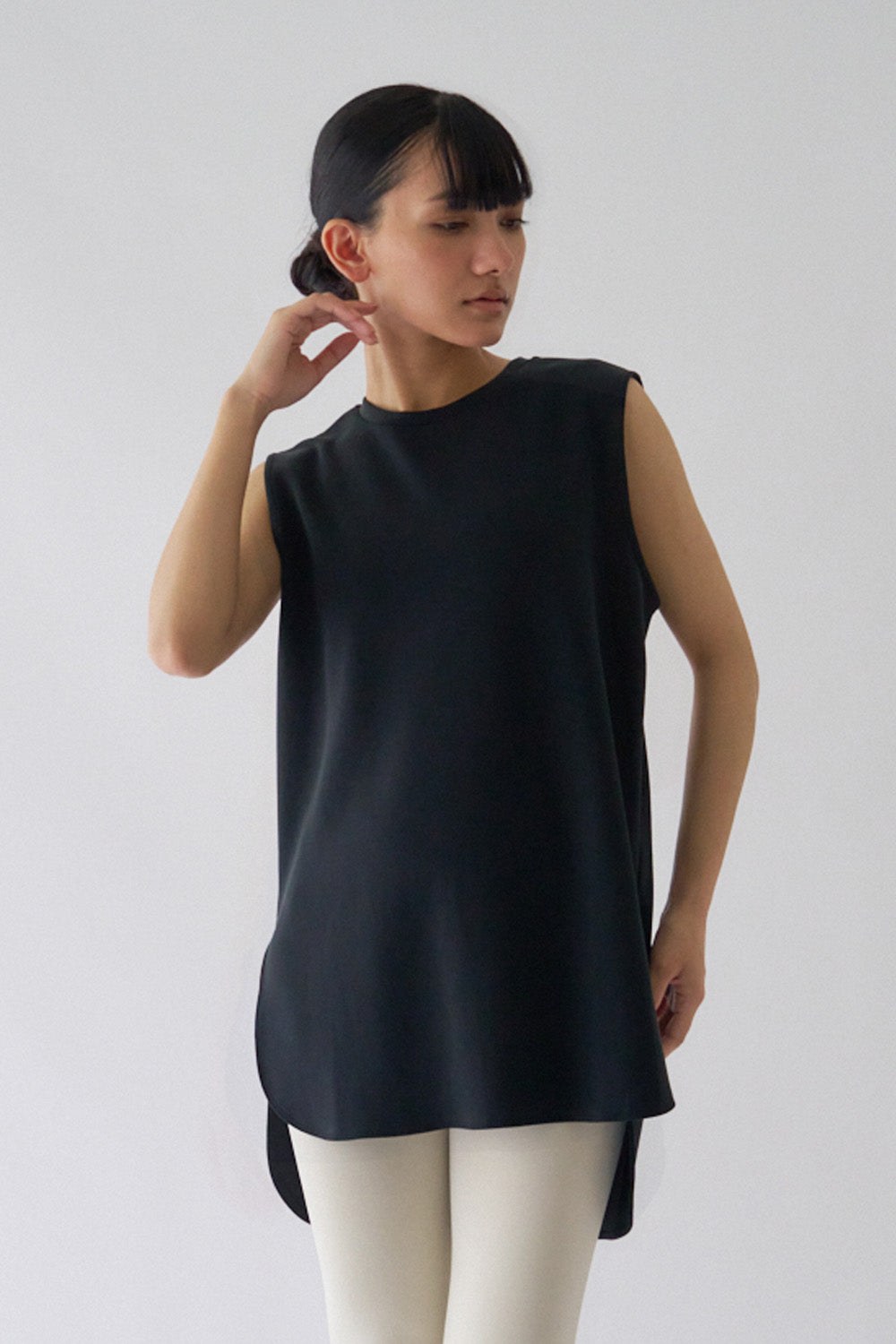 ZEN SEAMLESS カーブカットロングノースリーブシャツ