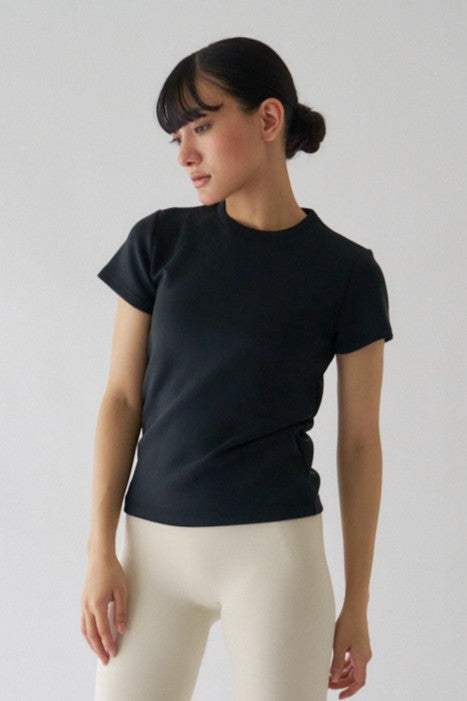ZEN SEAMLESS フィットTシャツ