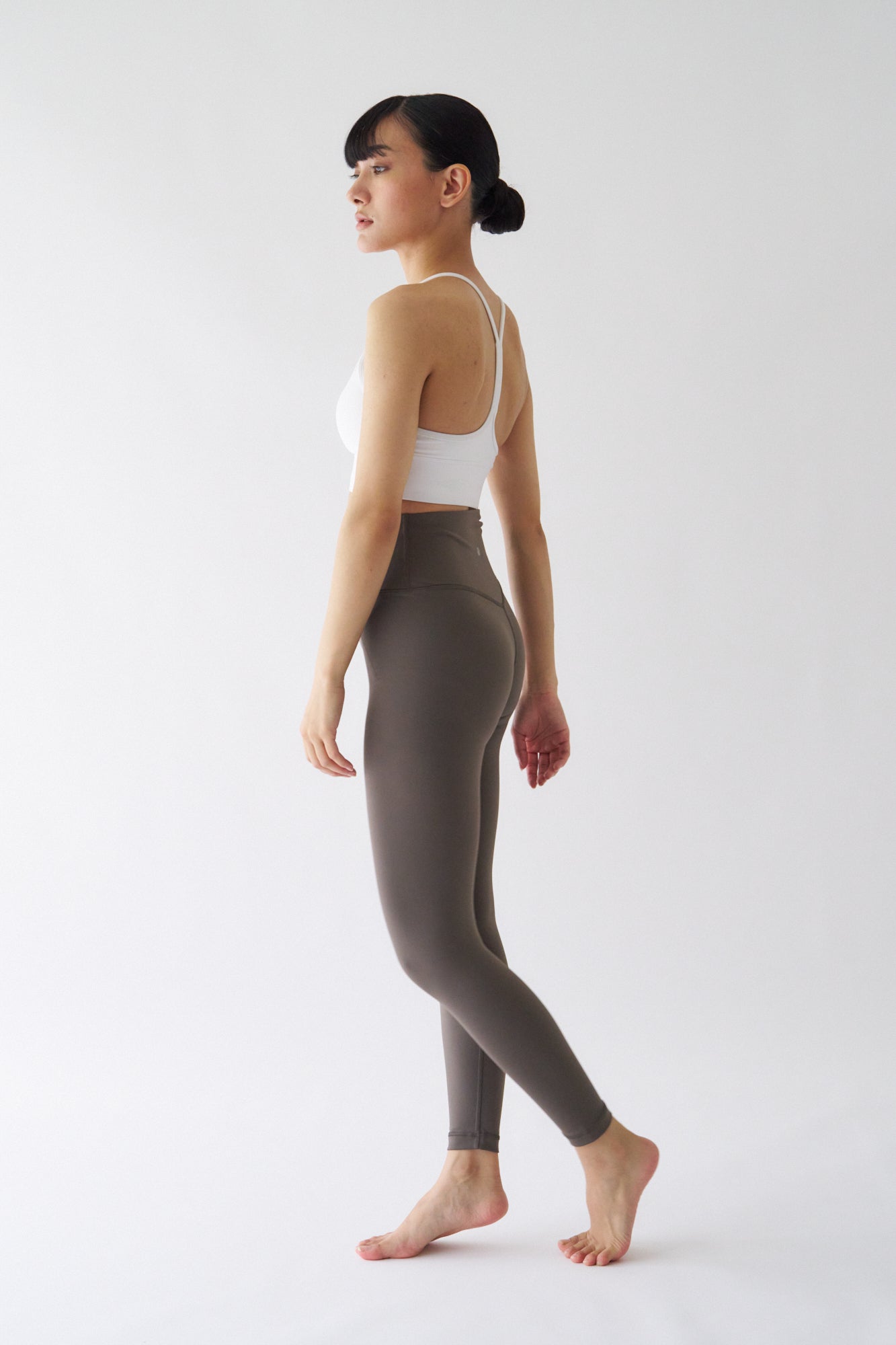 ZEN ESSENTIAL シグニチャー レギンス