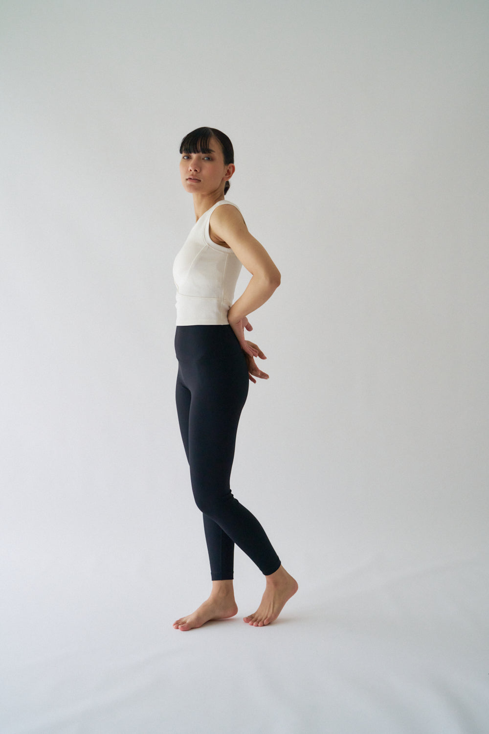 ZEN SEAMLESS クロスラインブラトップ