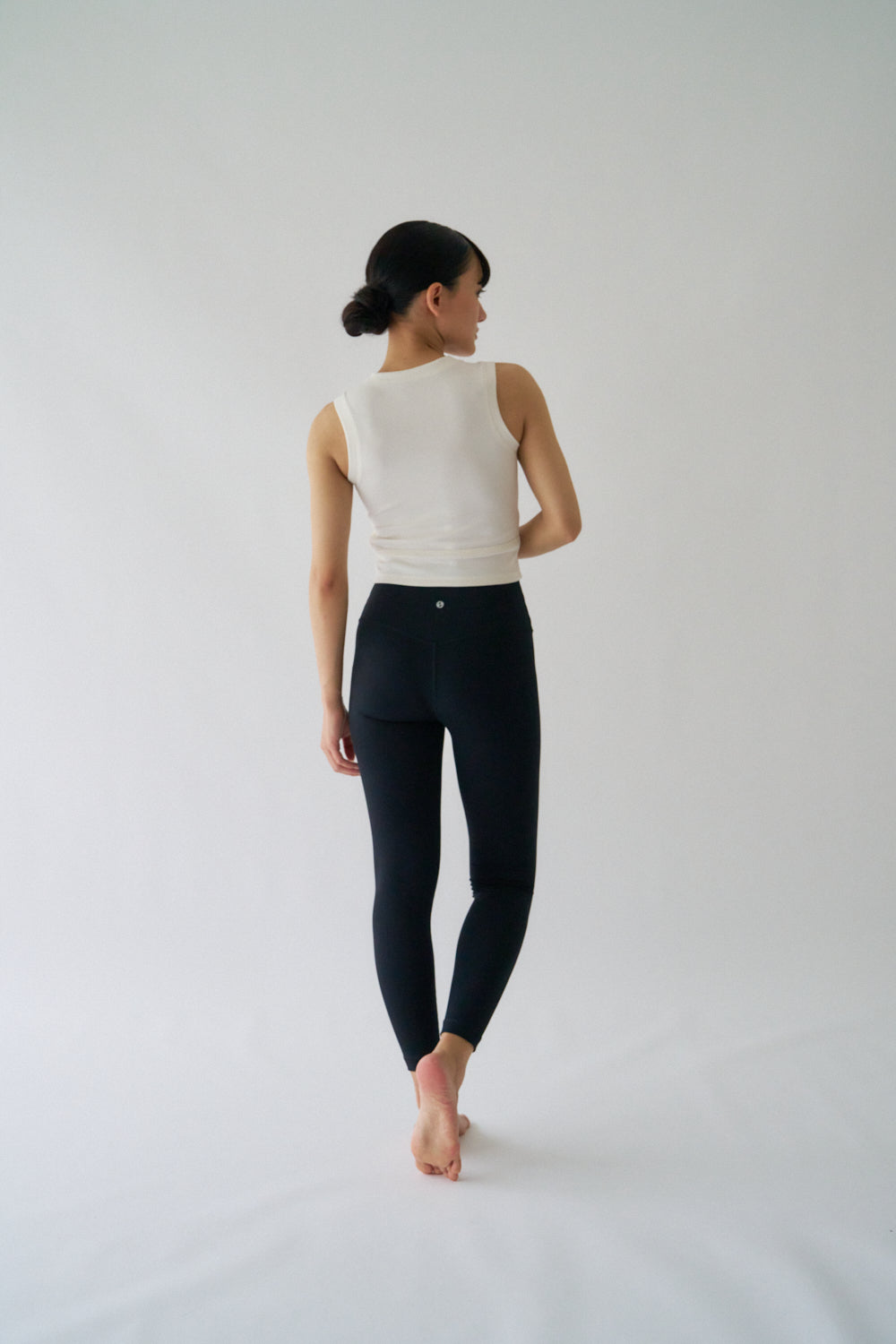ZEN SEAMLESS クロスラインブラトップ