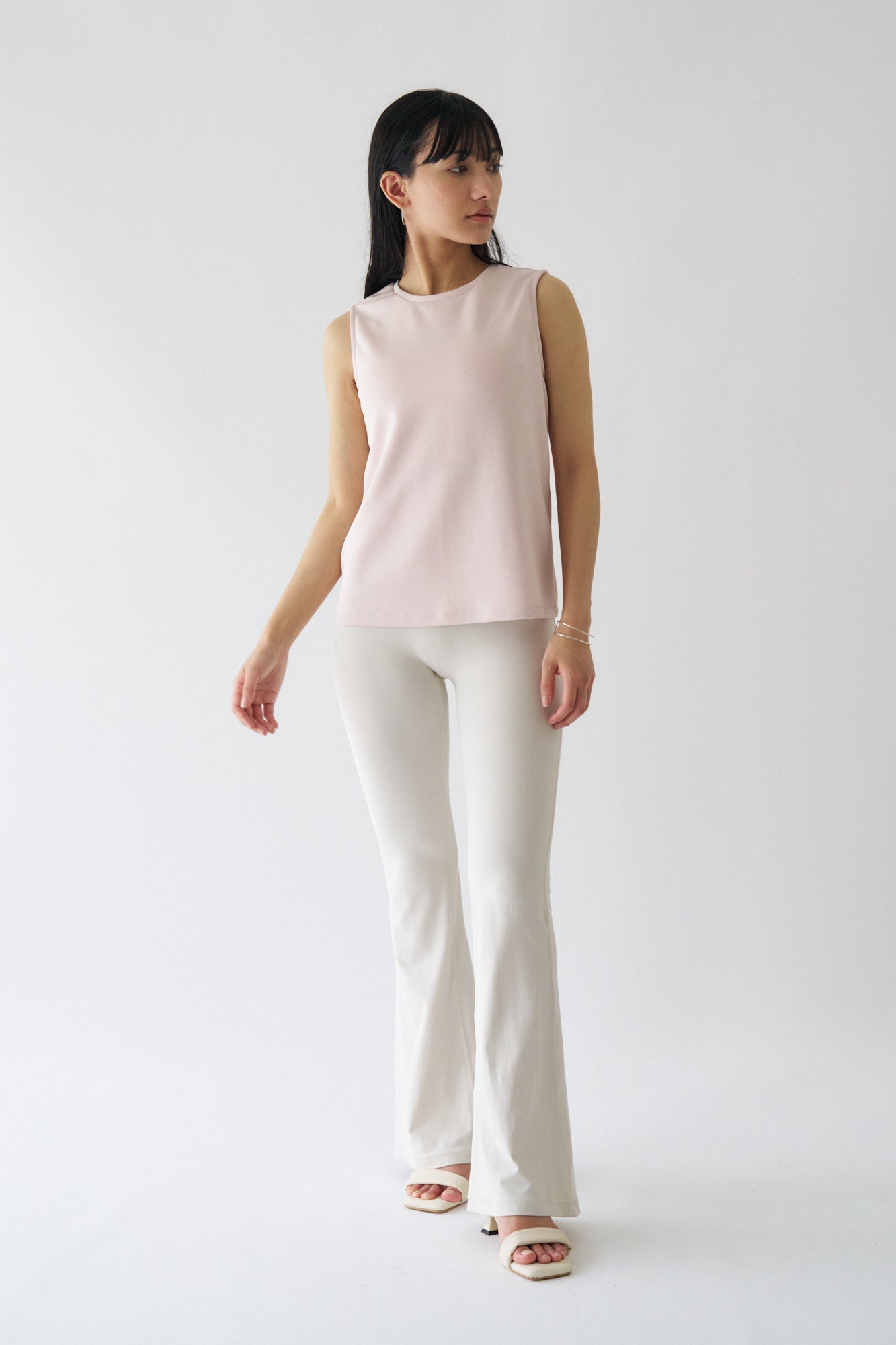 ZEN SEAMLESS スタンダートノースリーブシャツ