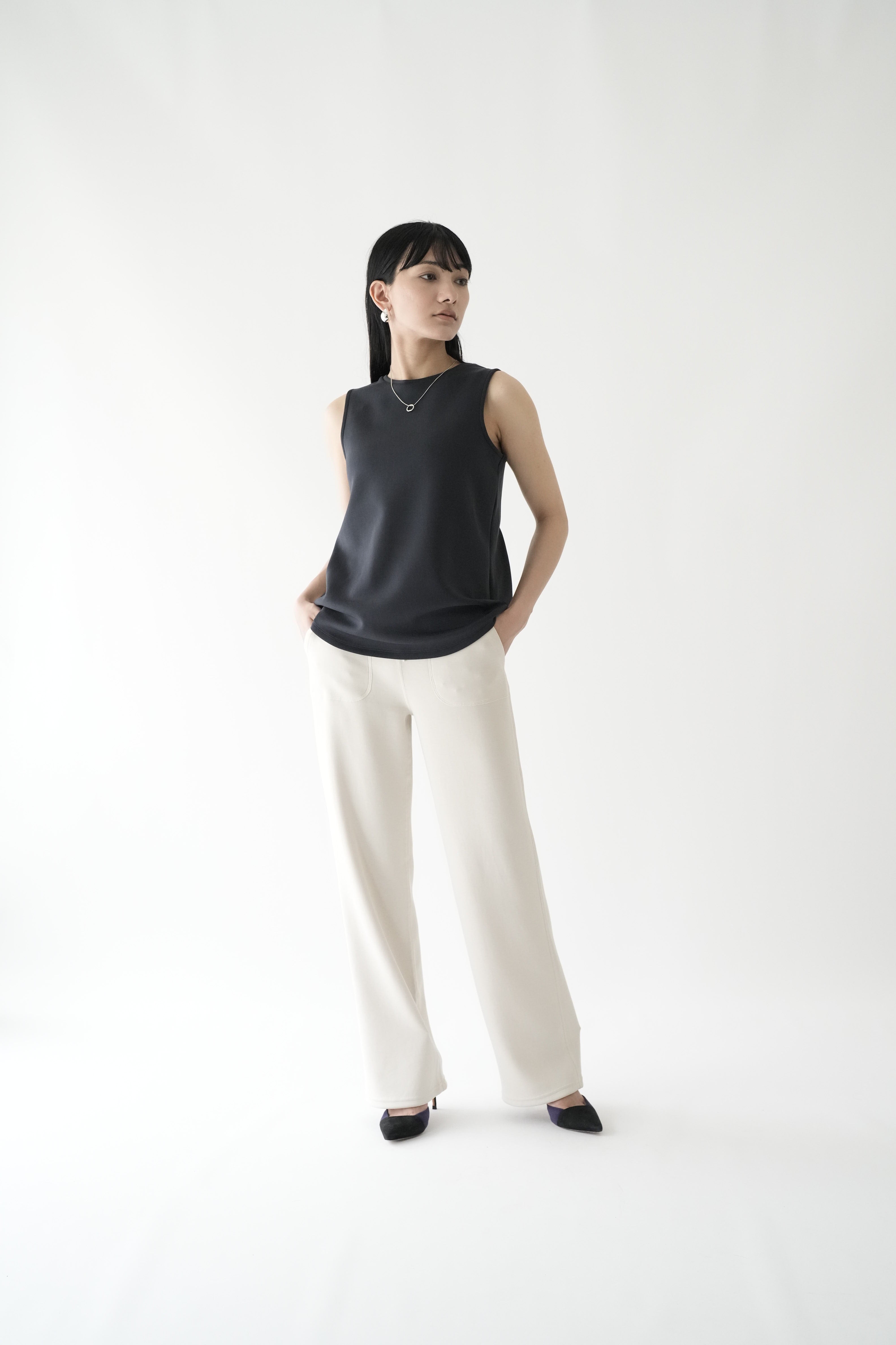 ZEN SEAMLESS コンフォートストレートパンツ