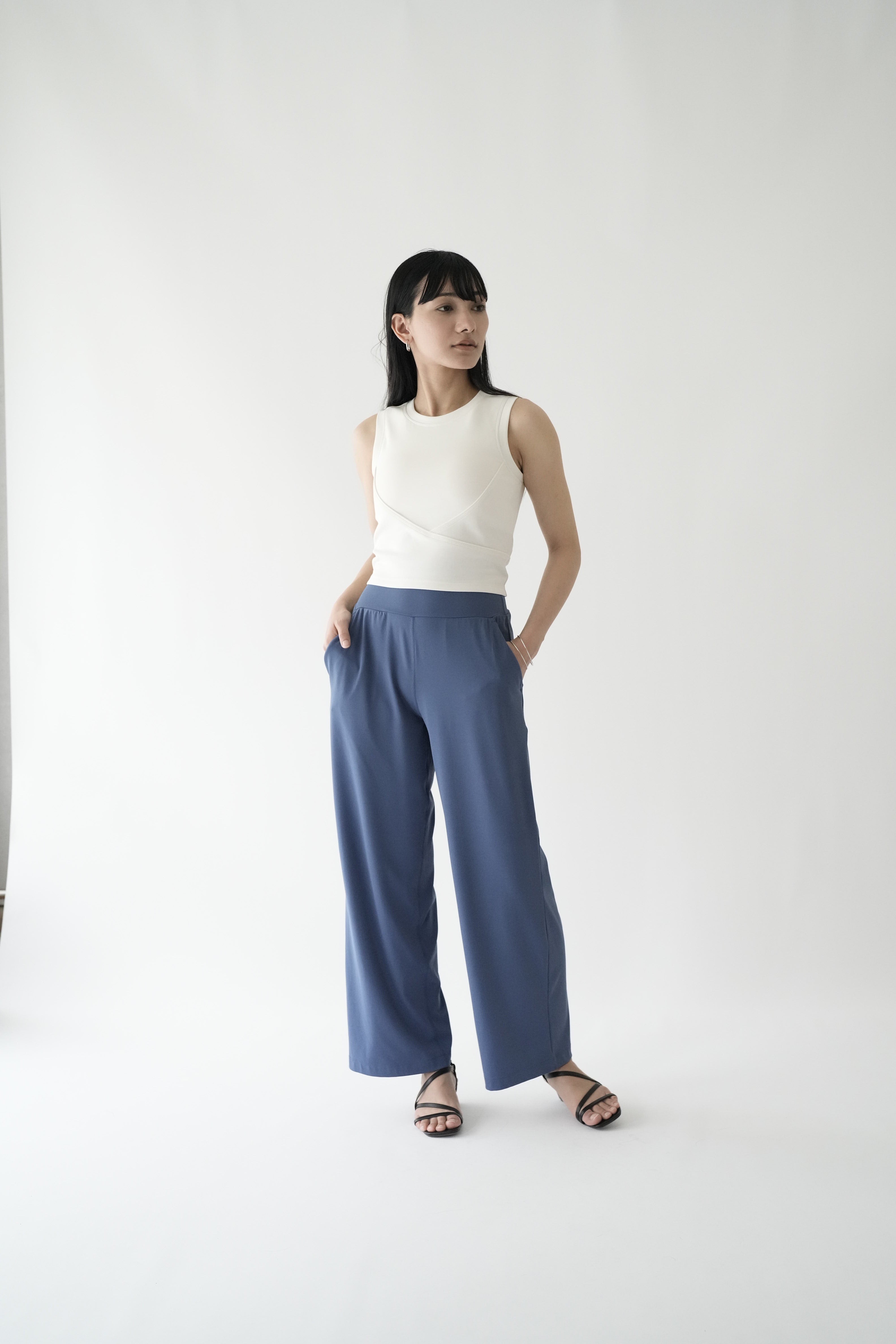 ZEN ESSENTIAL シグニチャー レギンスワイドパンツ