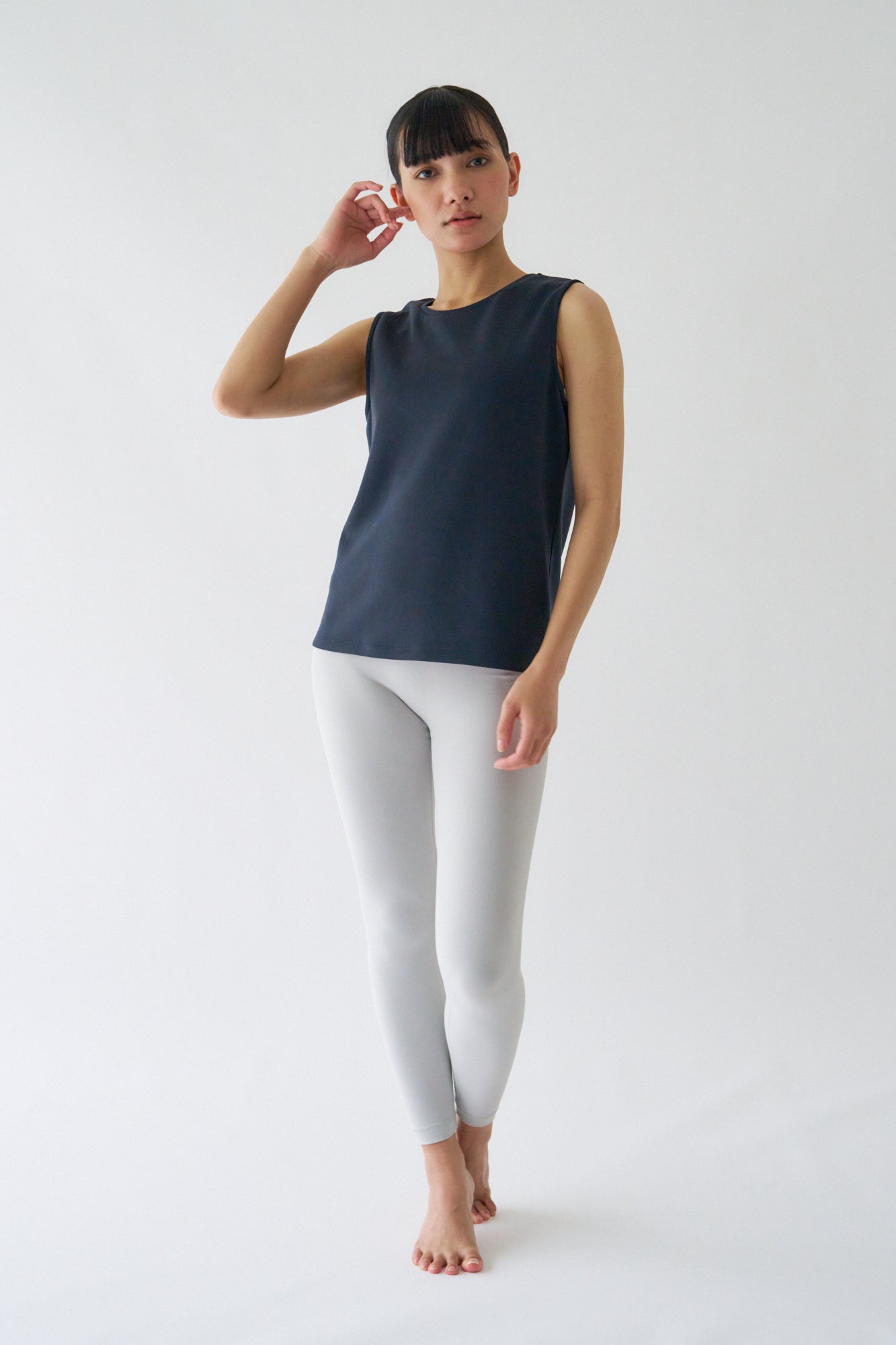 ZEN SEAMLESS スタンダートノースリーブシャツ
