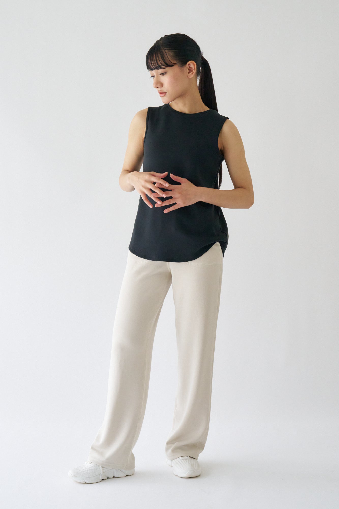 ZEN SEAMLESS バックカバータンクトップ