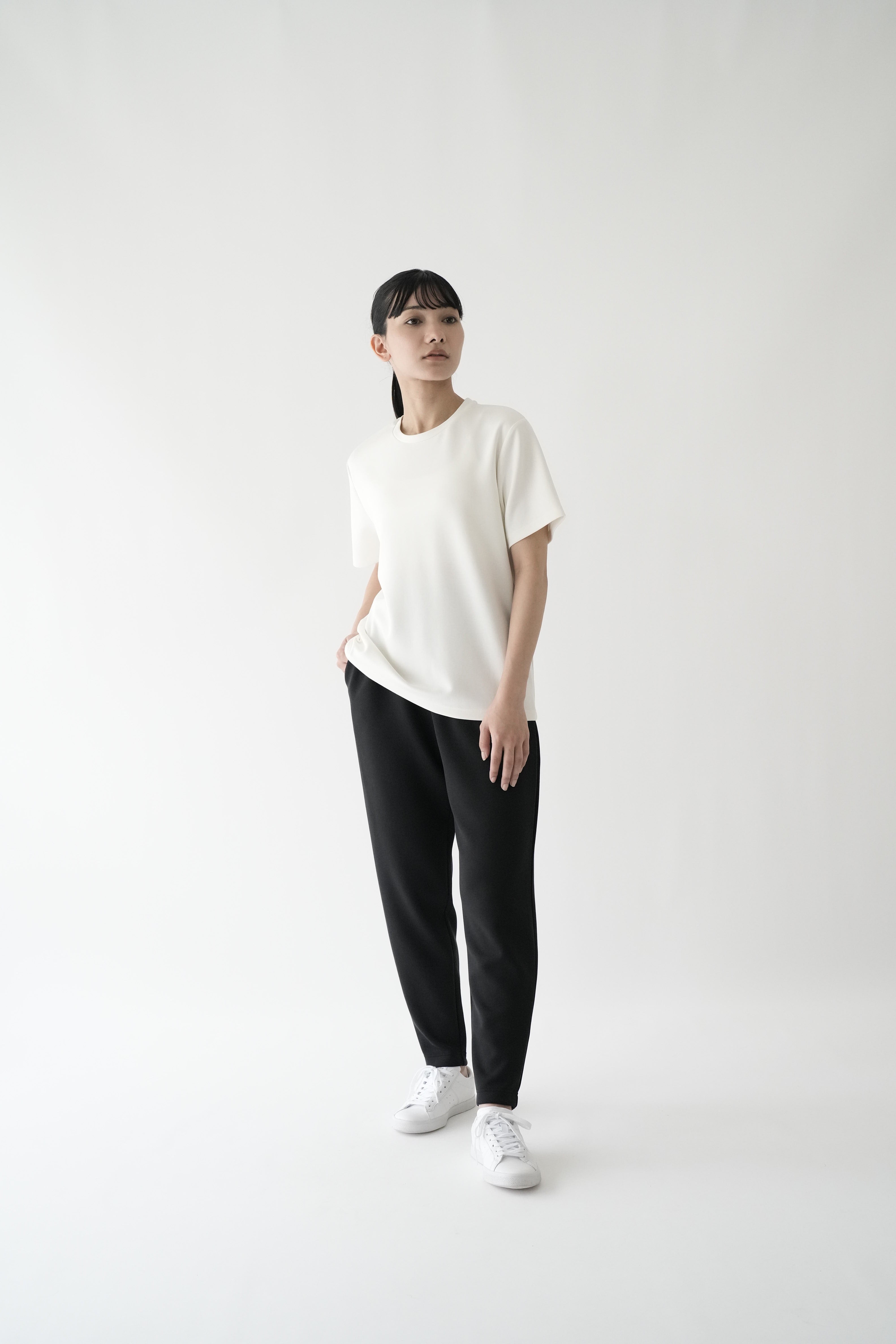 ZEN SEAMLESS リラックスTシャツ