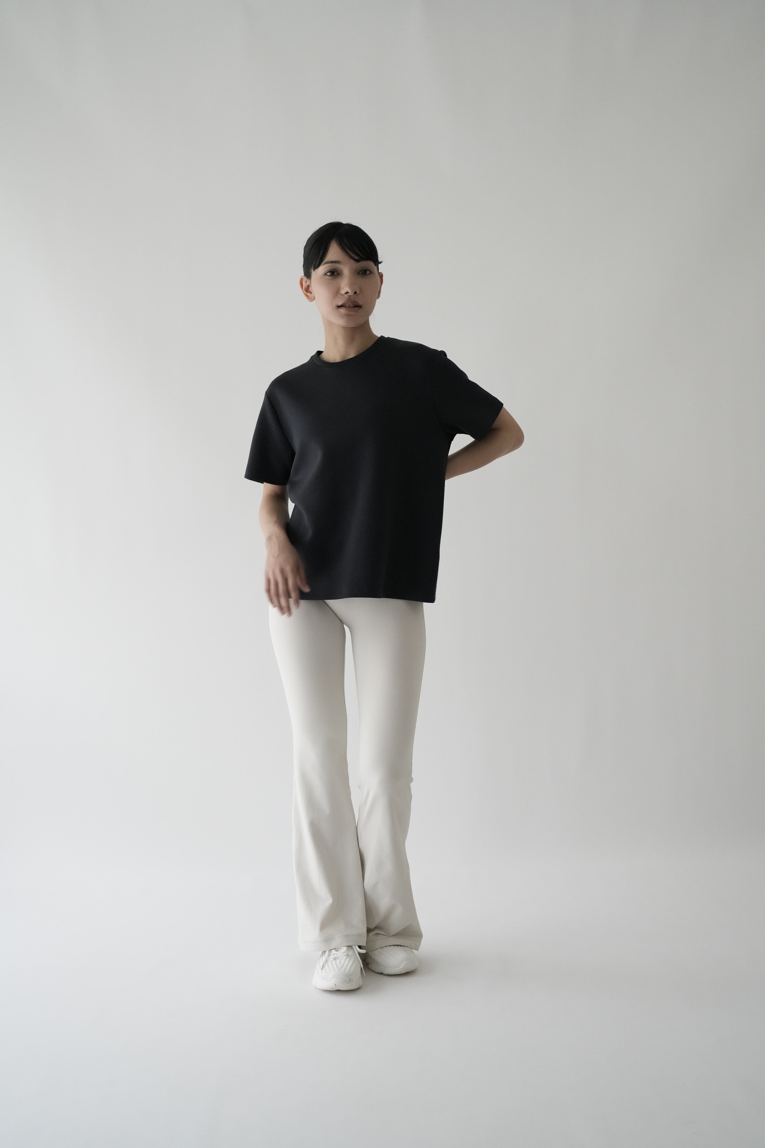 ZEN SEAMLESS リラックスTシャツ