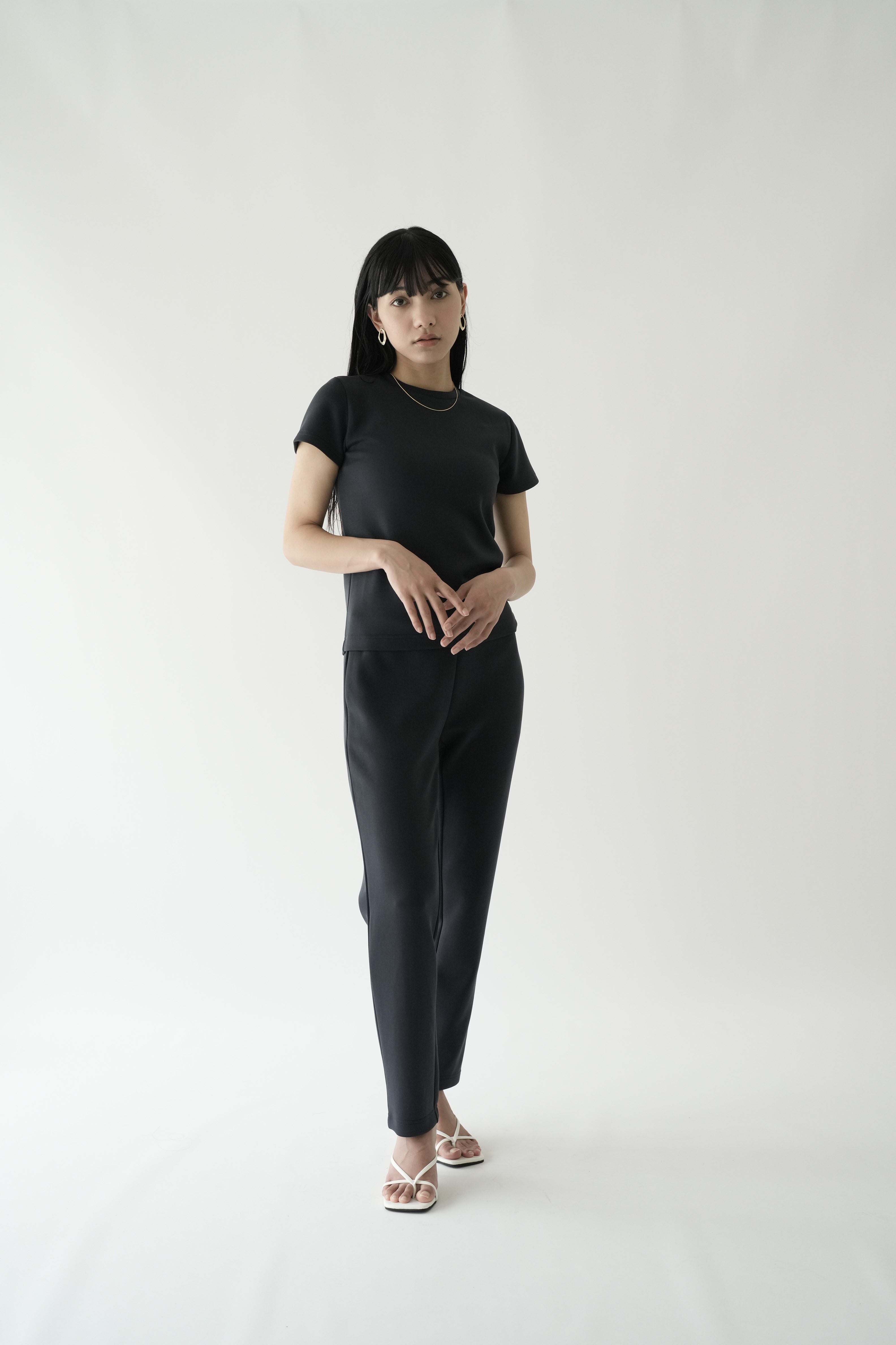 ZEN SEAMLESS テーパードパンツ
