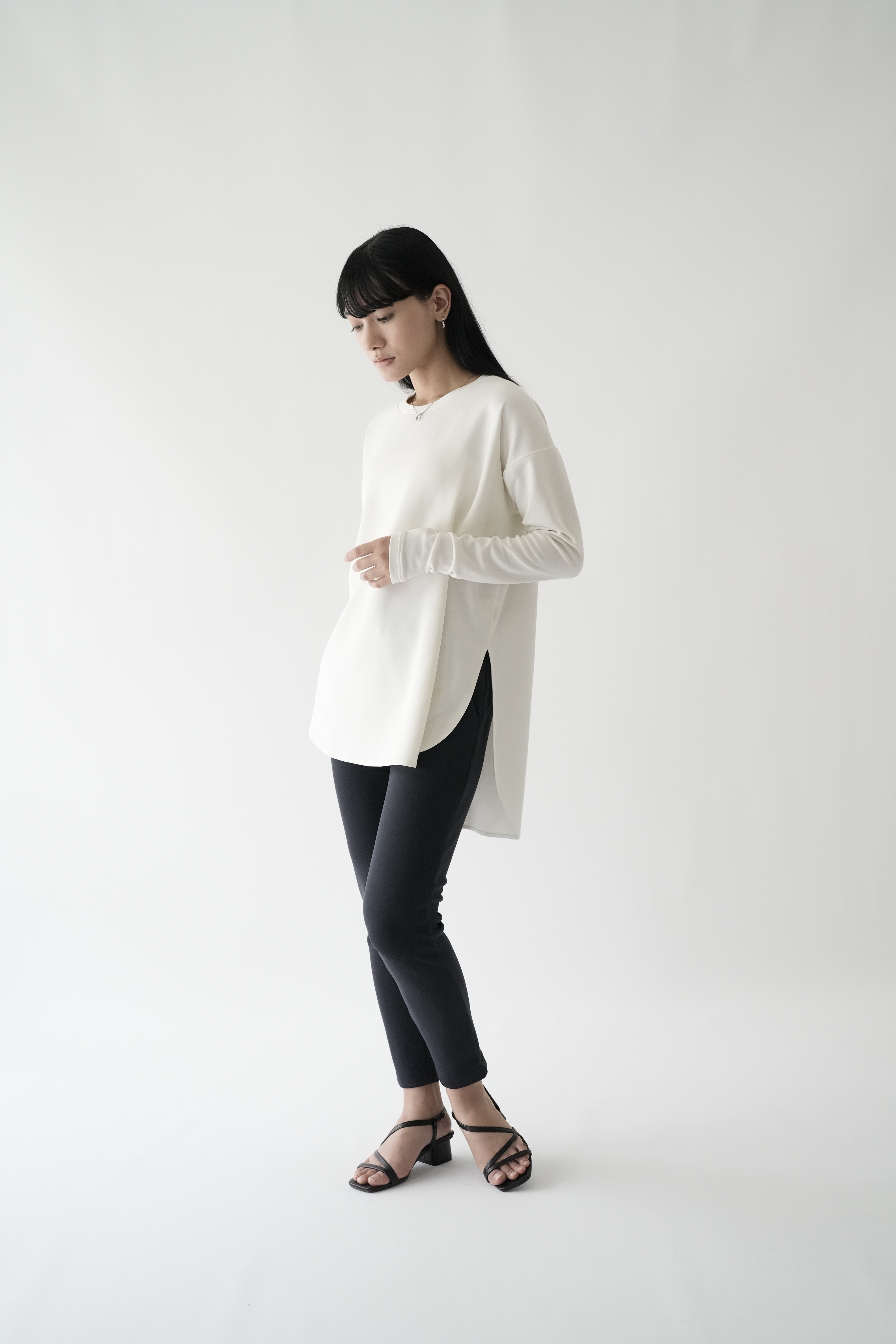 ZEN SEAMLESS スキニーパンツ