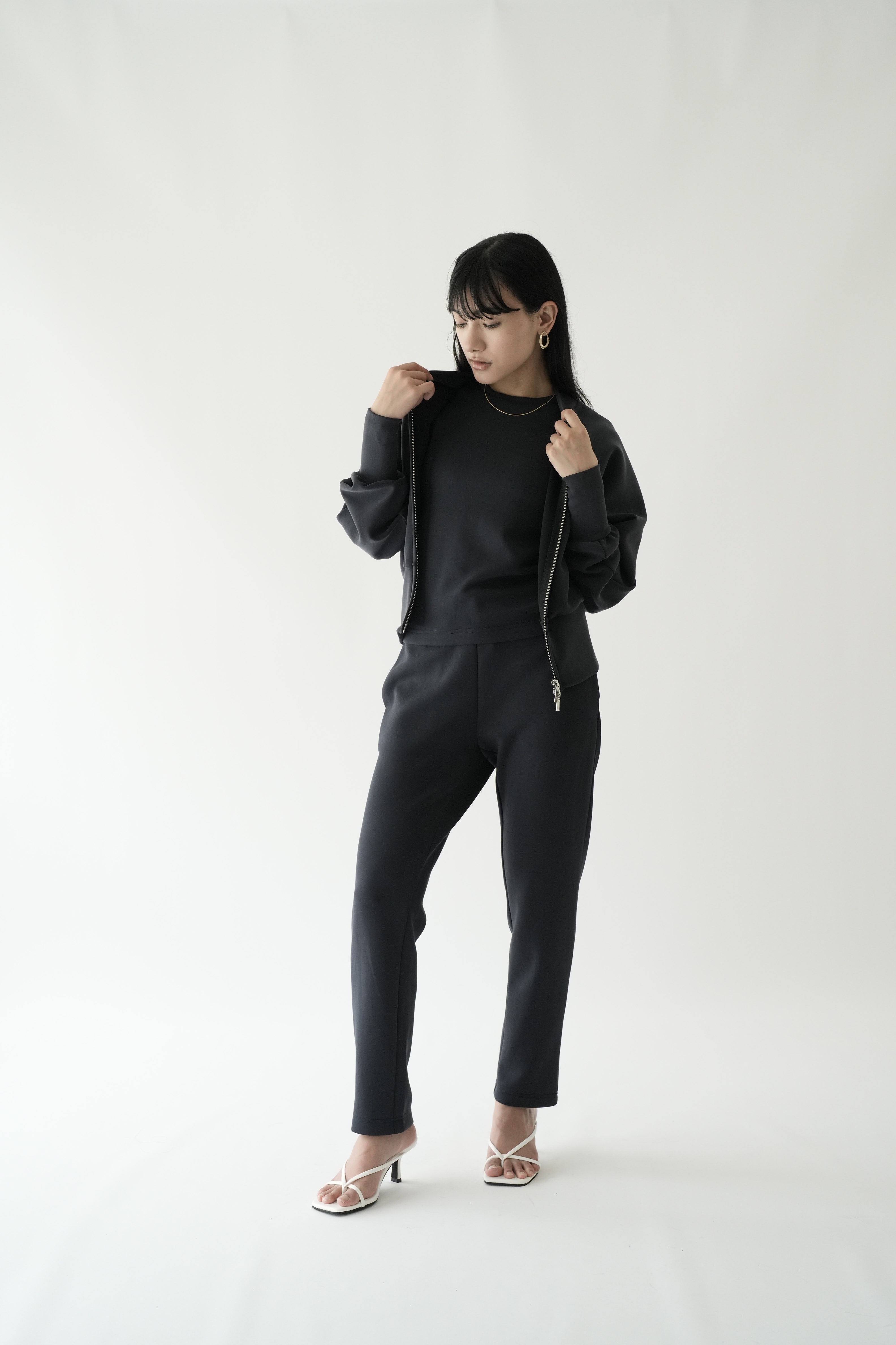 ZEN SEAMLESS フィットTシャツ