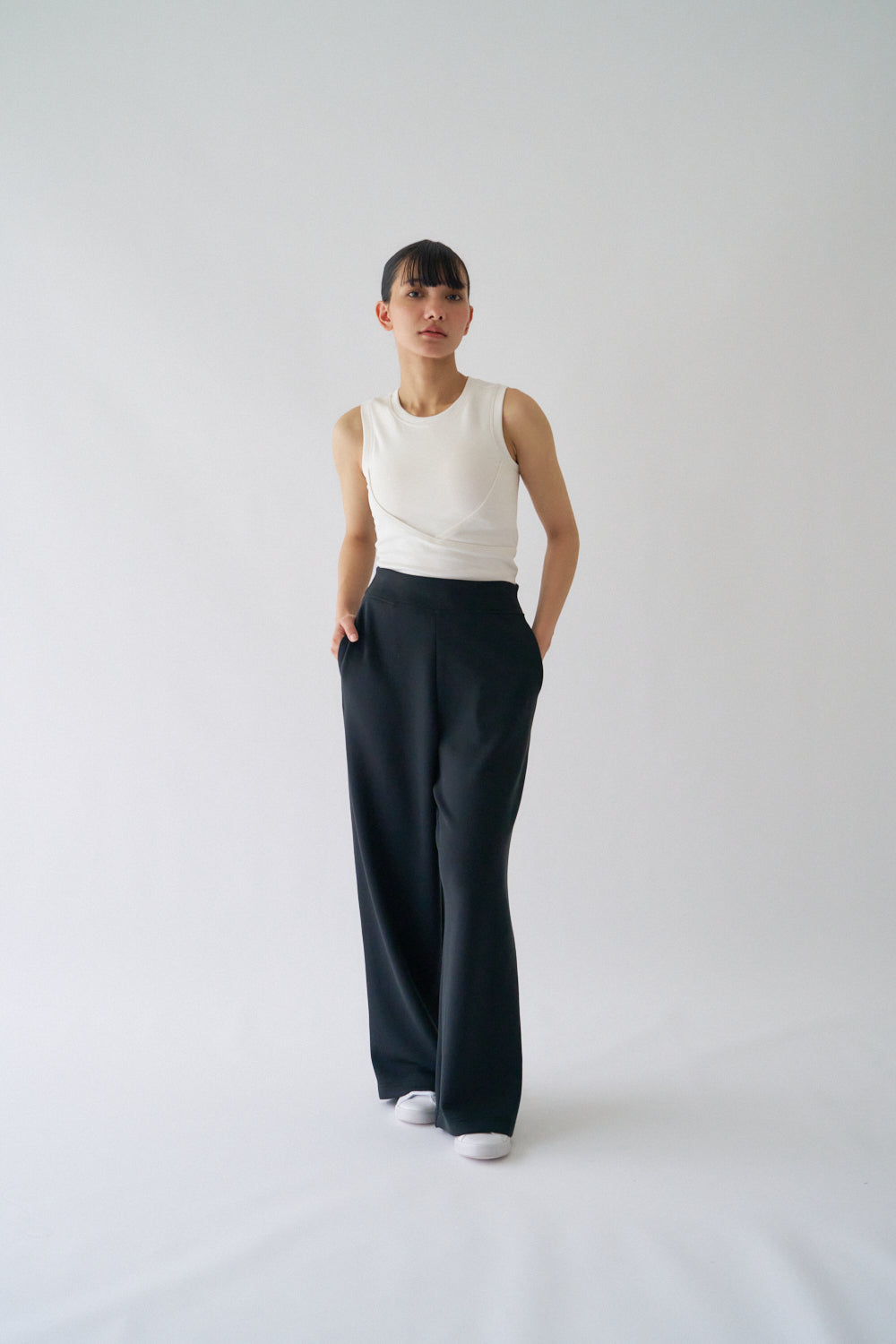 ZEN SEAMLESS クロスラインブラトップ