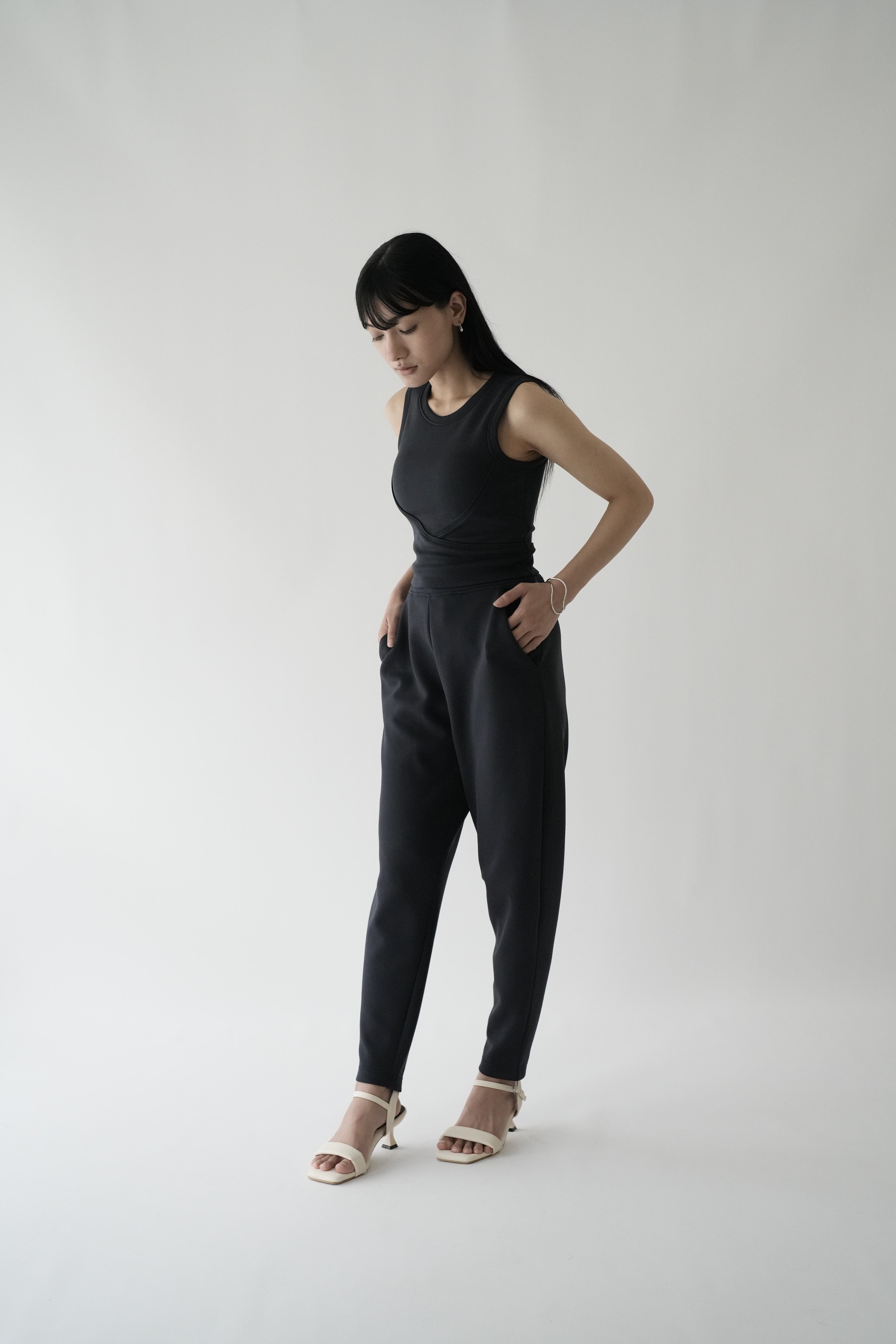 ZEN SEAMLESS クロスラインブラトップ