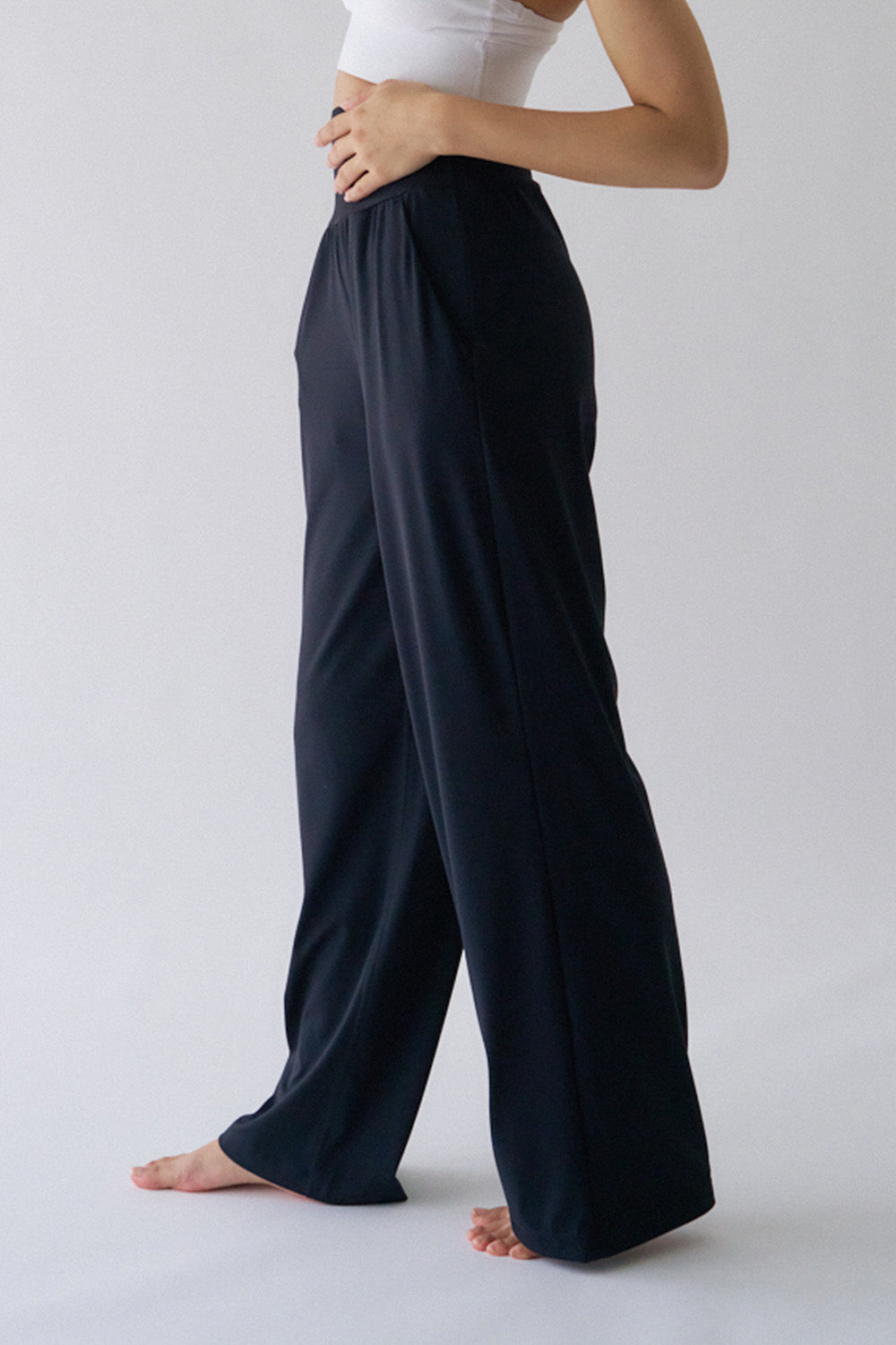 ZEN ESSENTIAL シグニチャー レギンスワイドパンツ