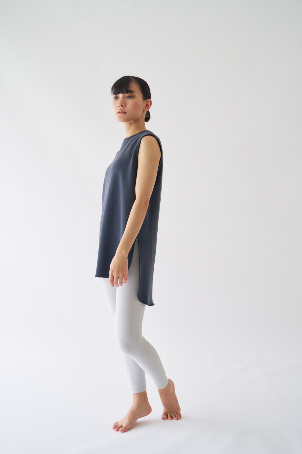 ZEN SEAMLESS カーブカットロングノースリーブシャツ