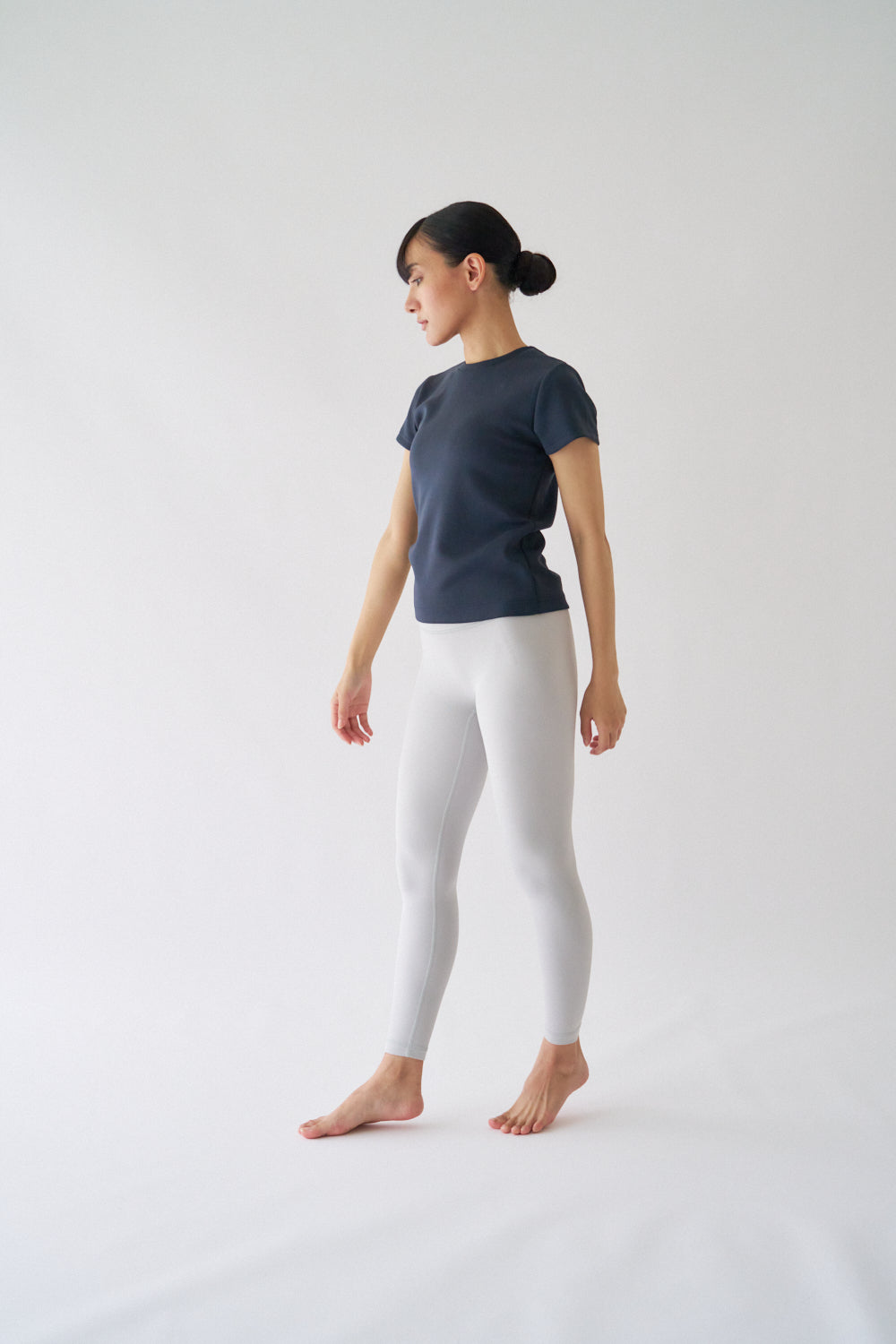 ZEN SEAMLESS フィットTシャツ