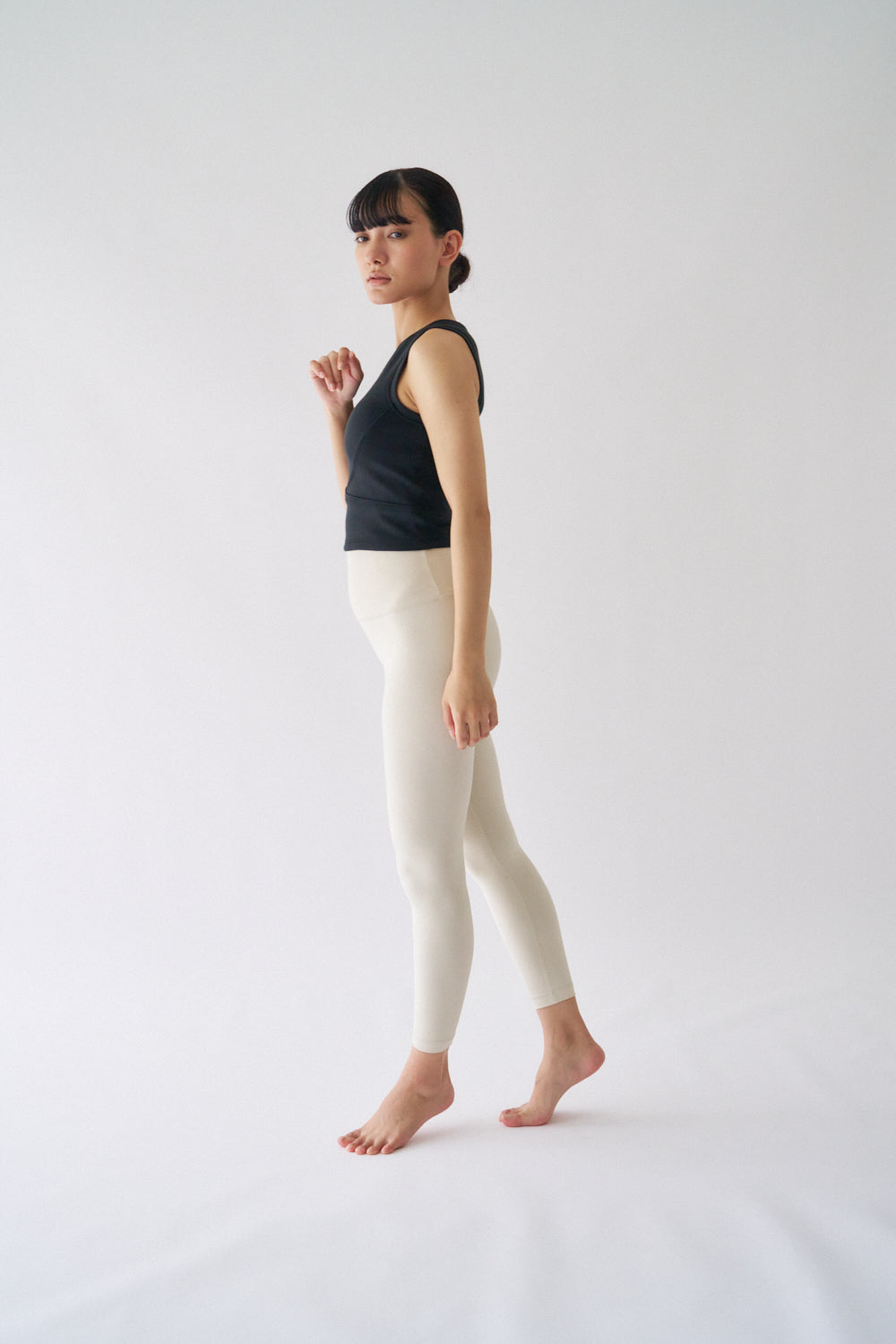 ZEN SEAMLESS クロスラインブラトップ