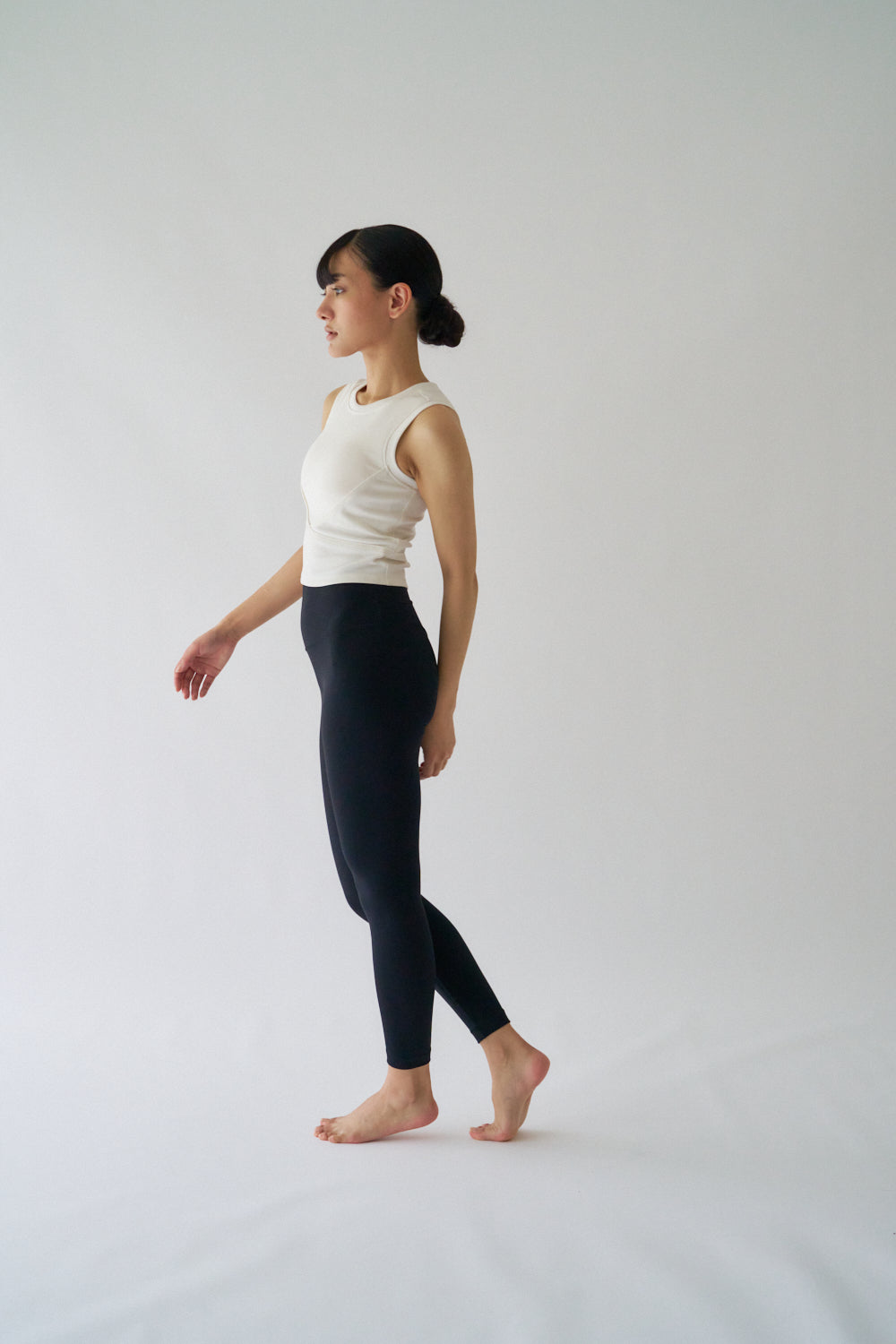 ZEN SEAMLESS クロスラインブラトップ