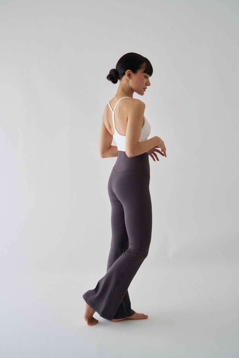 ZEN ESSENTIAL シグニチャー レギンスフレアパンツ