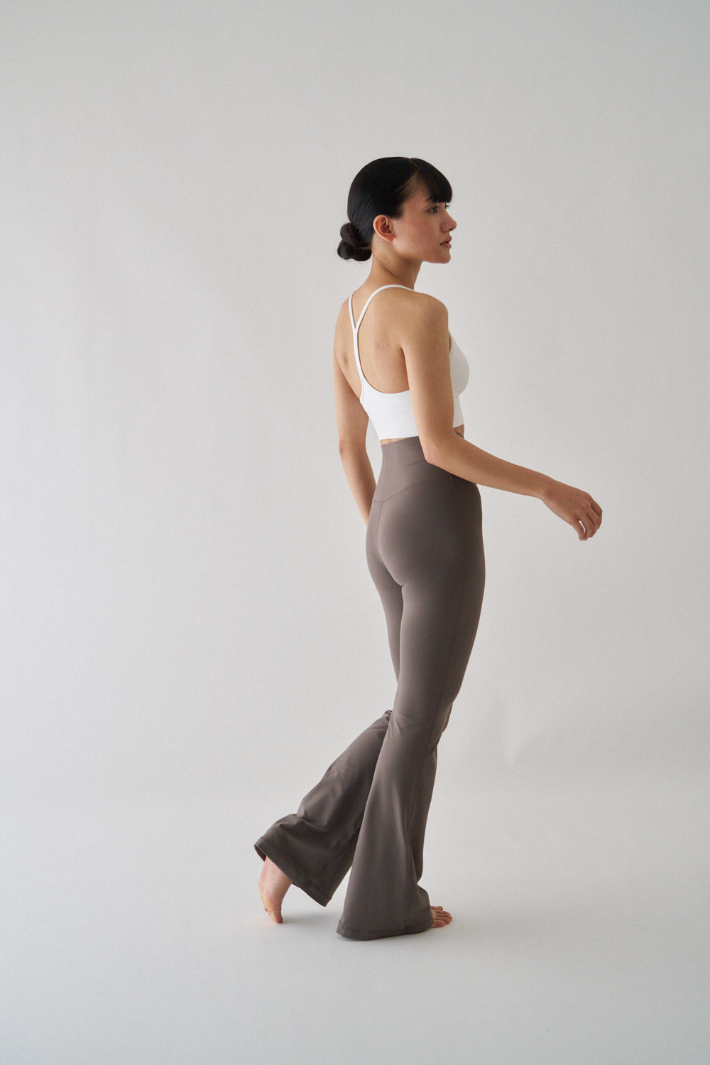 ZEN ESSENTIAL シグニチャー レギンスフレアパンツ